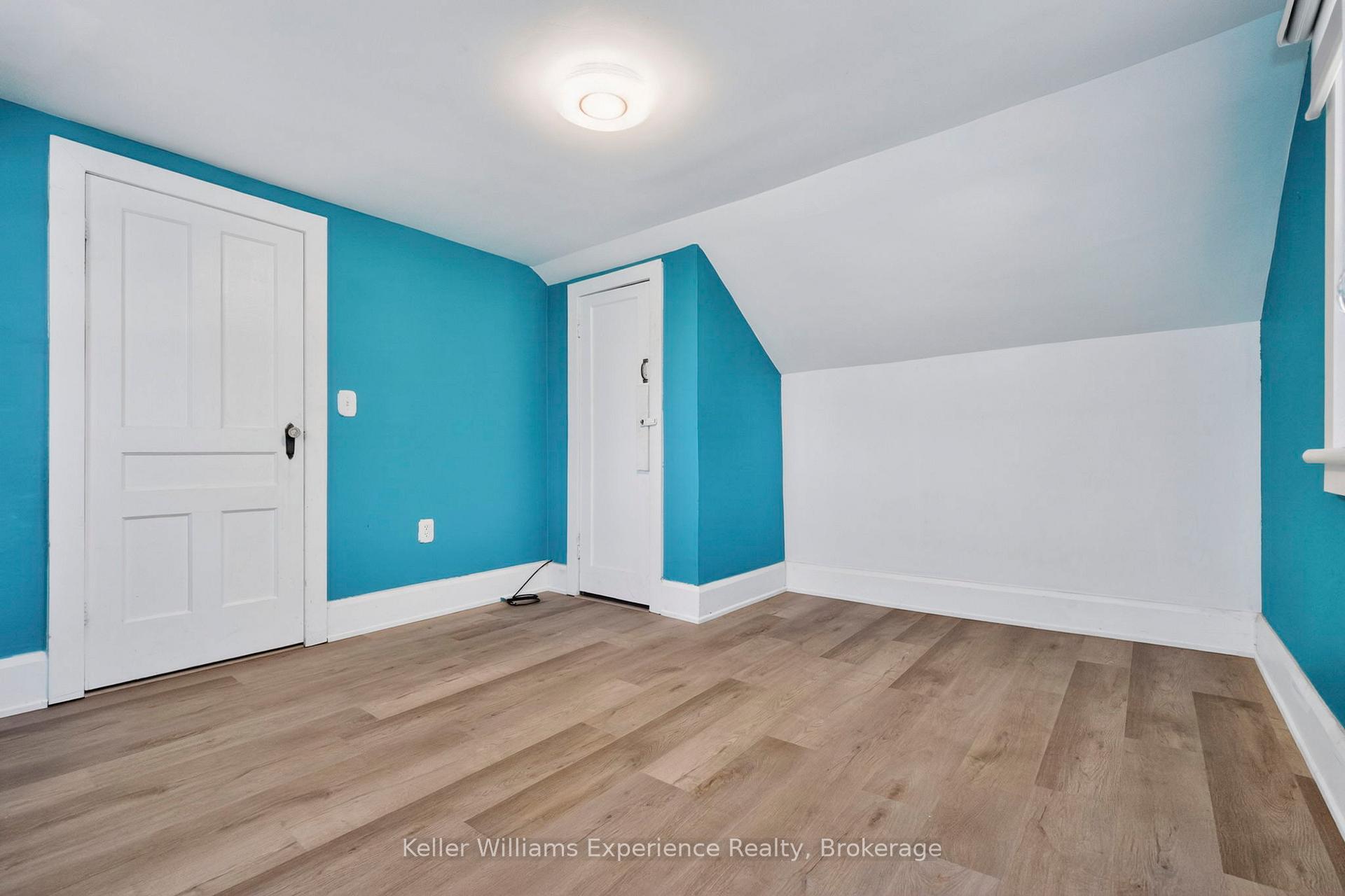 Photo 32 of 239 Oak Street, Clearview, Stayner — HOMEH