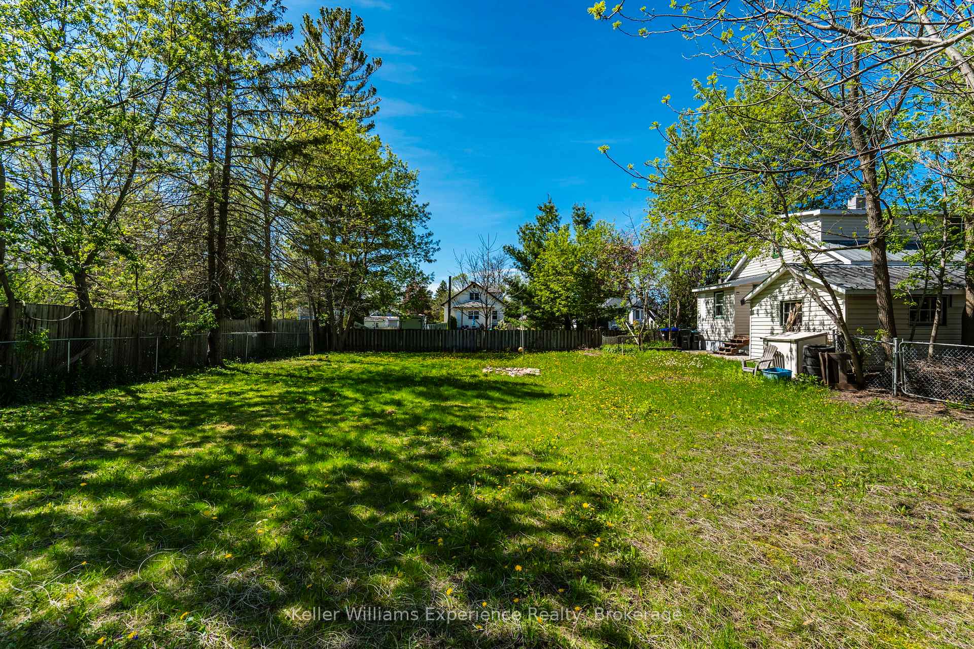 Photo 42 of 239 Oak Street, Clearview, Stayner — HOMEH