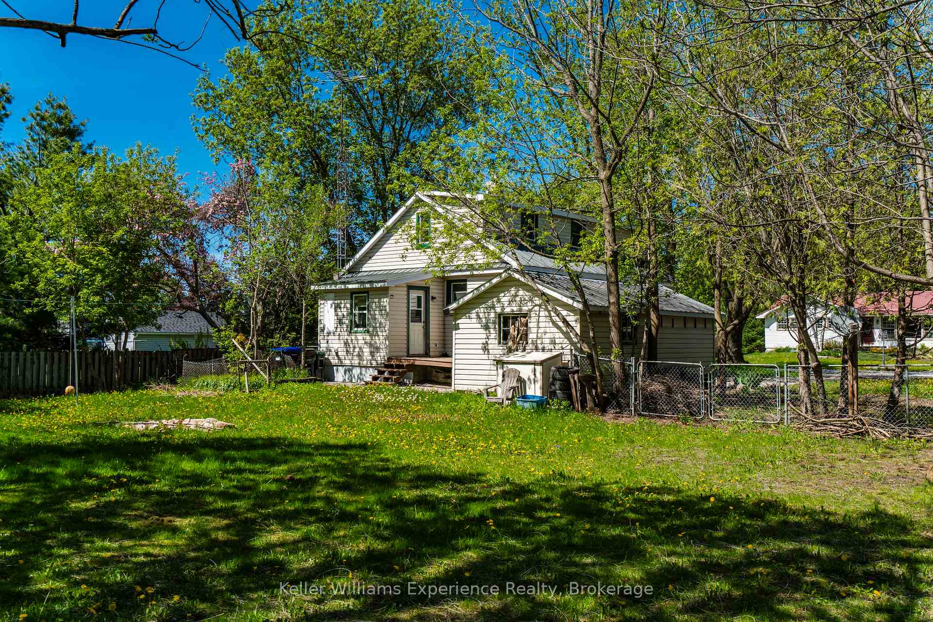 Photo 43 of 239 Oak Street, Clearview, Stayner — HOMEH