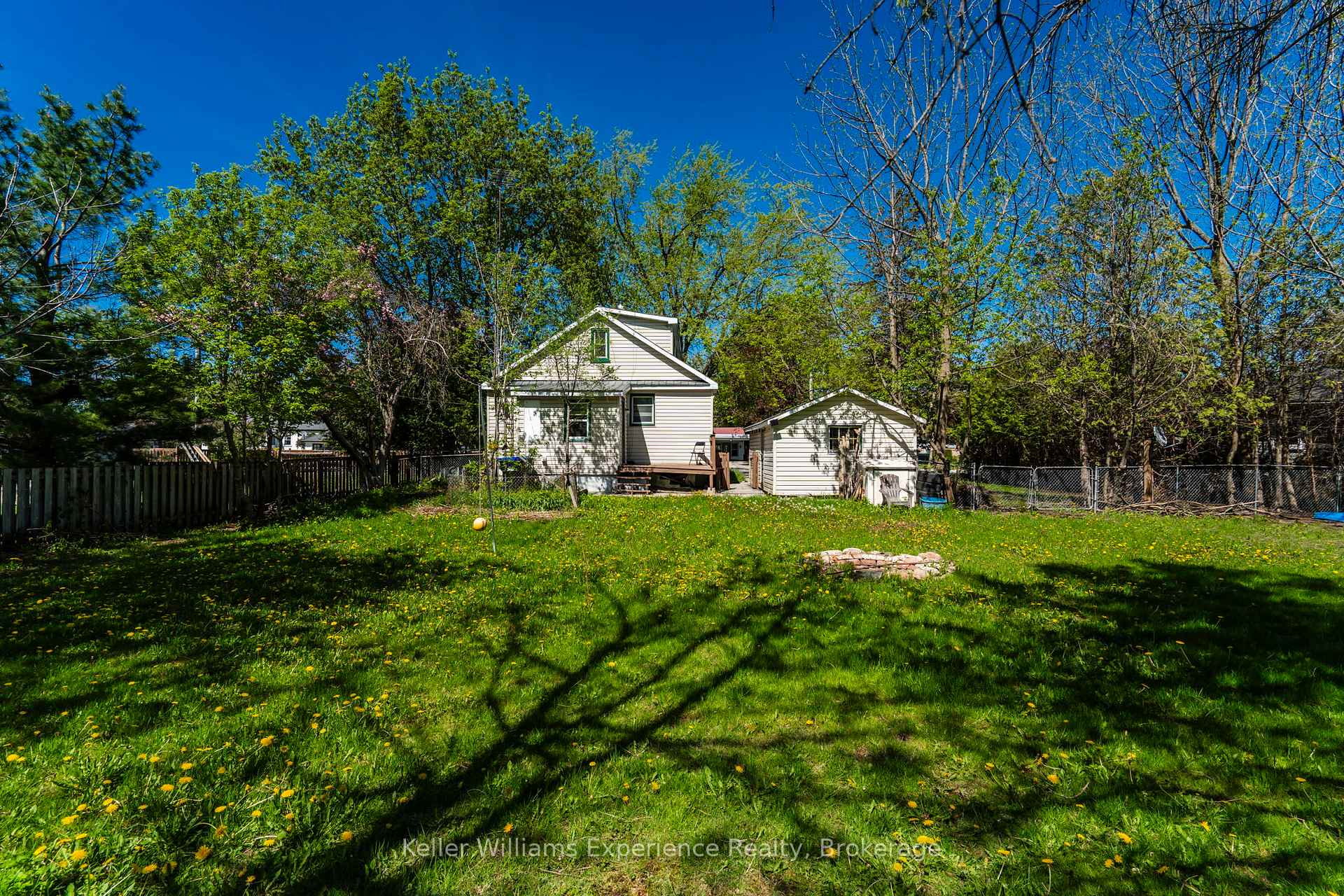 Photo 44 of 239 Oak Street, Clearview, Stayner — HOMEH
