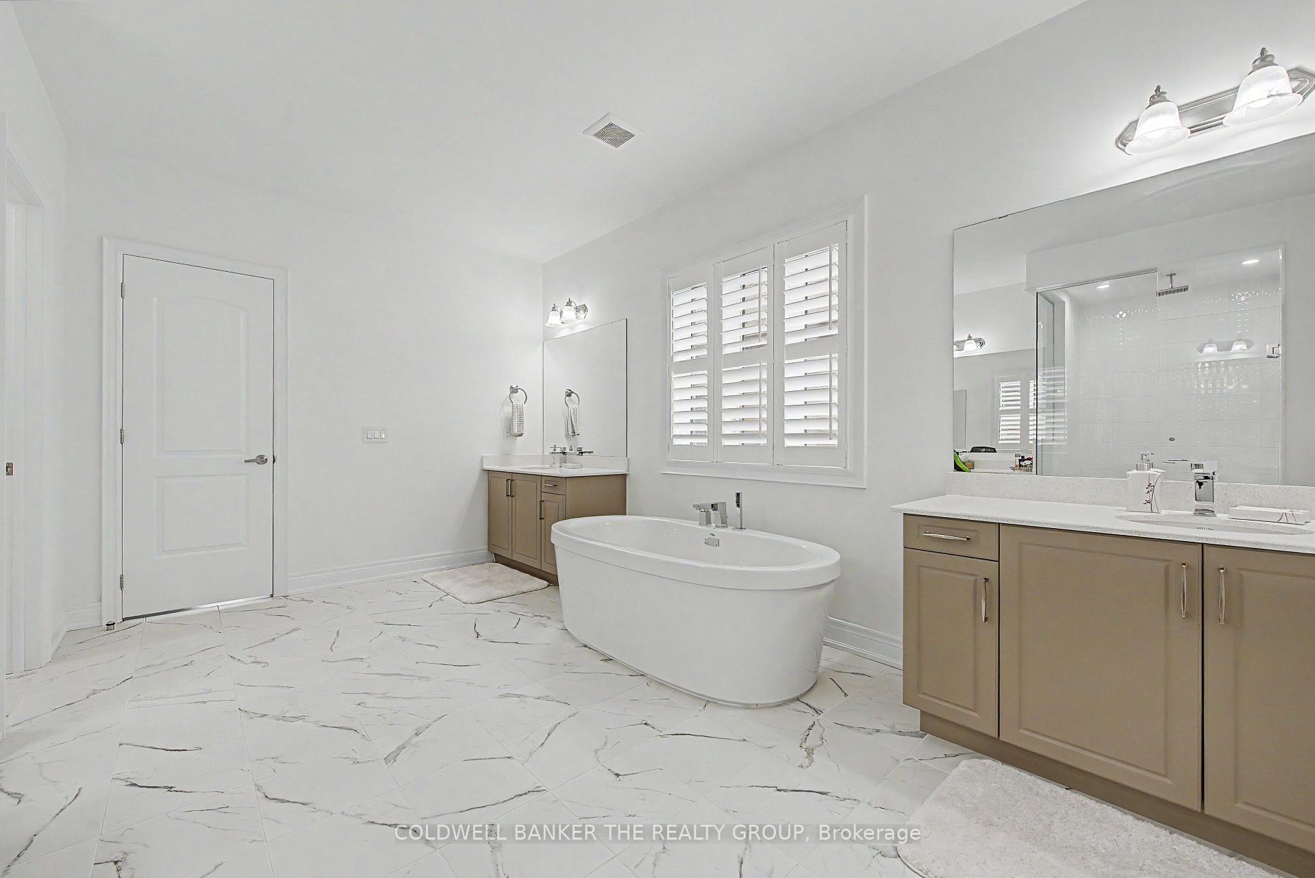 Photo 36 of 44 Daisy Meadow Crescent, Caledon, Caledon East — HOMEH