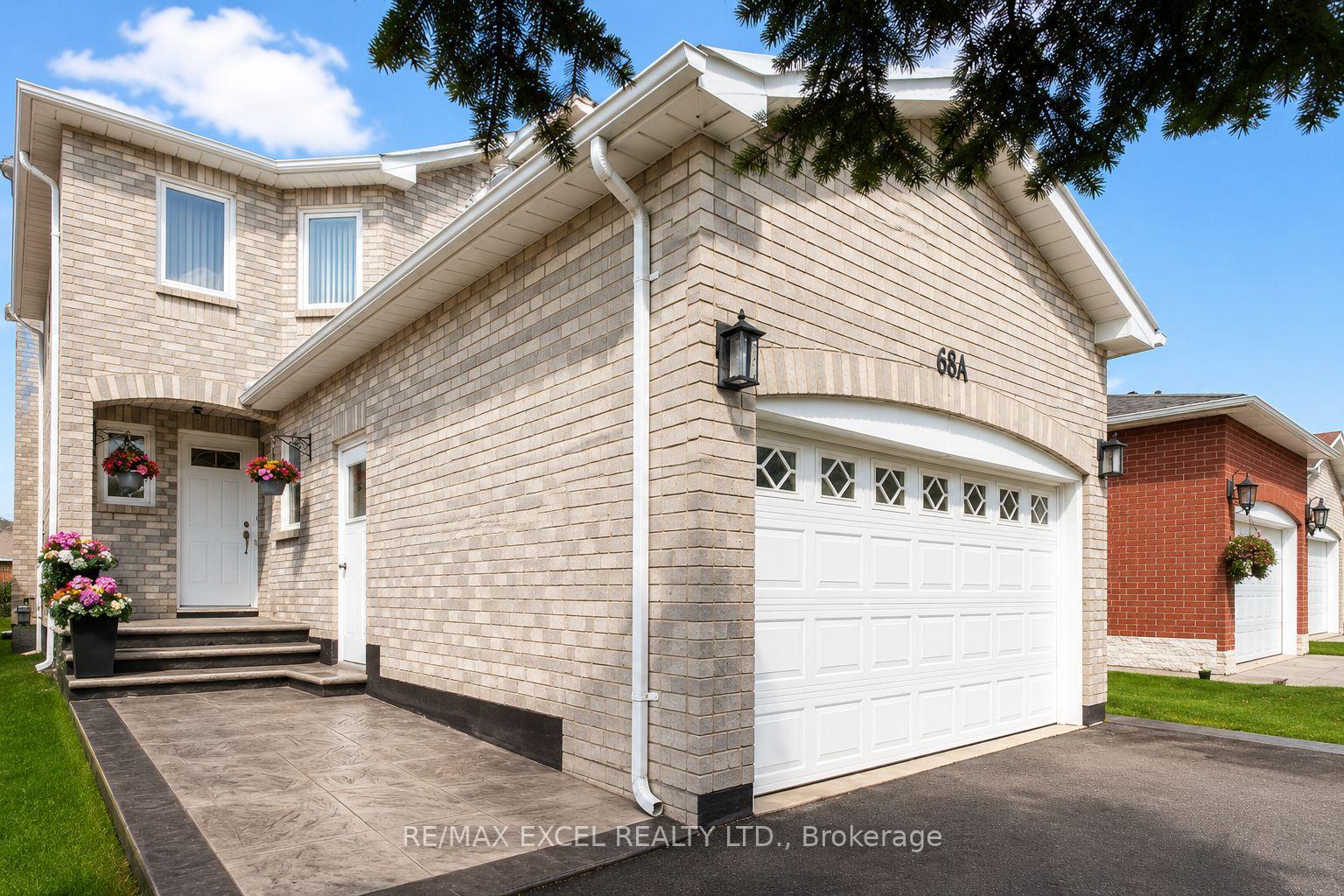 Photo 2 of 46 Venice Crescent, Vaughan, Beverley Glen — HOMEH