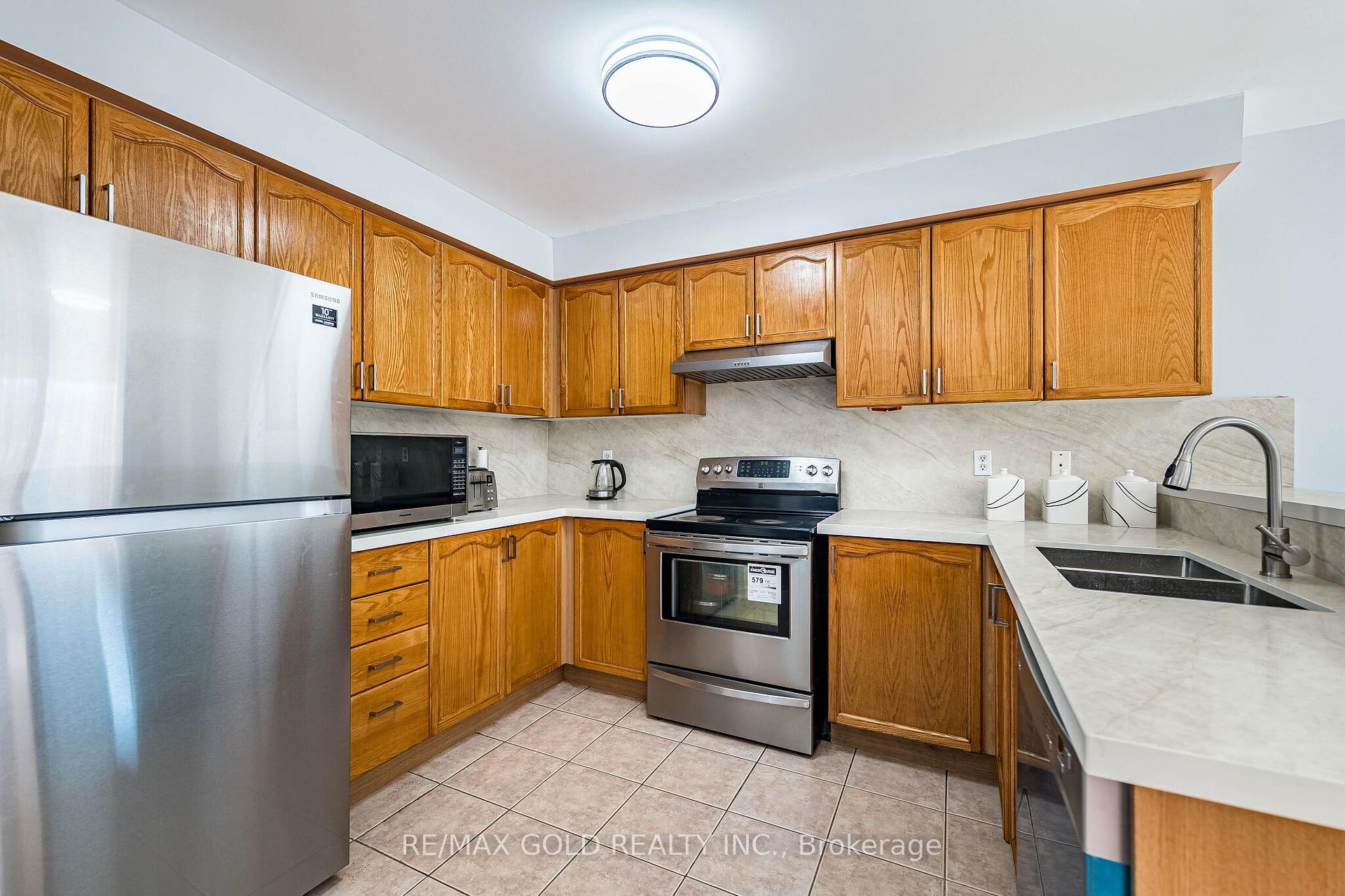 Photo 21 of 23 Ashmere Road, Brampton, Fletcher's Meadow — HOMEH