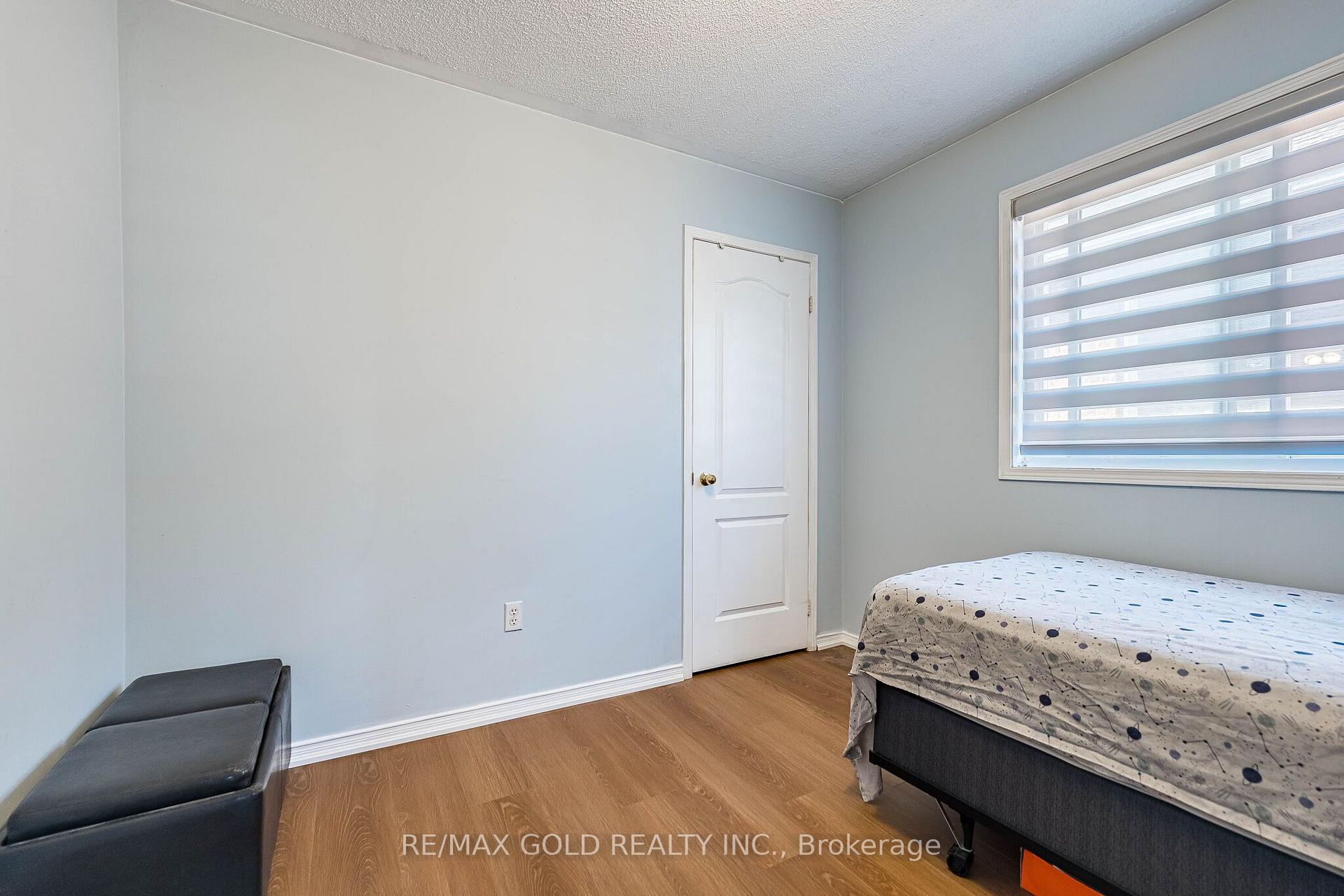 Photo 30 of 23 Ashmere Road, Brampton, Fletcher's Meadow — HOMEH