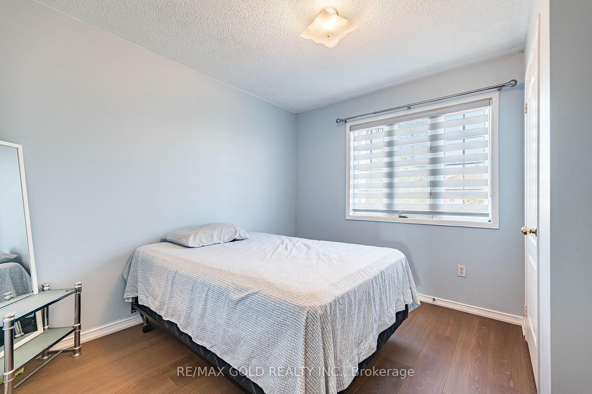 Photo 32 of 23 Ashmere Road, Brampton, Fletcher's Meadow — HOMEH