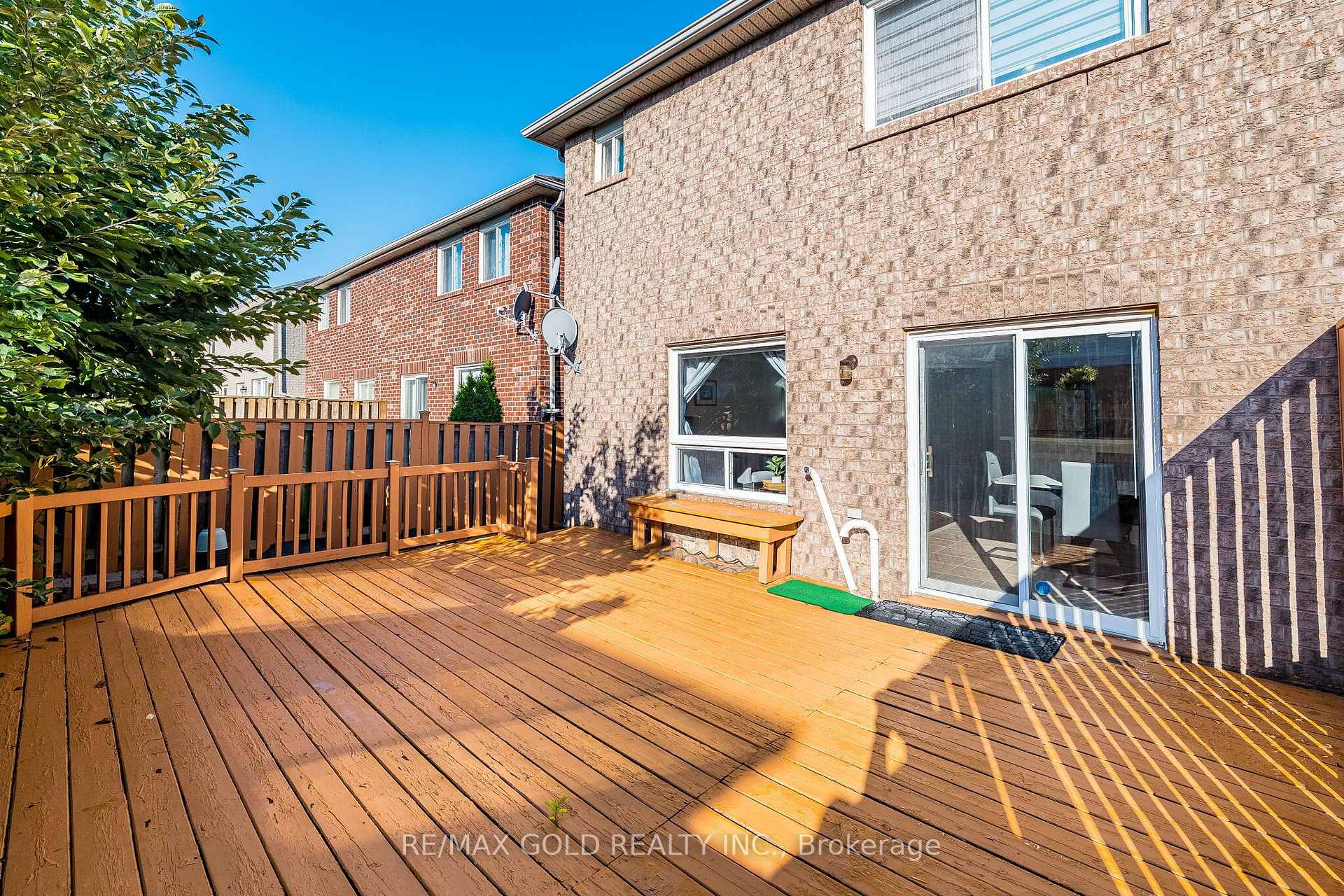 Photo 43 of 23 Ashmere Road, Brampton, Fletcher's Meadow — HOMEH