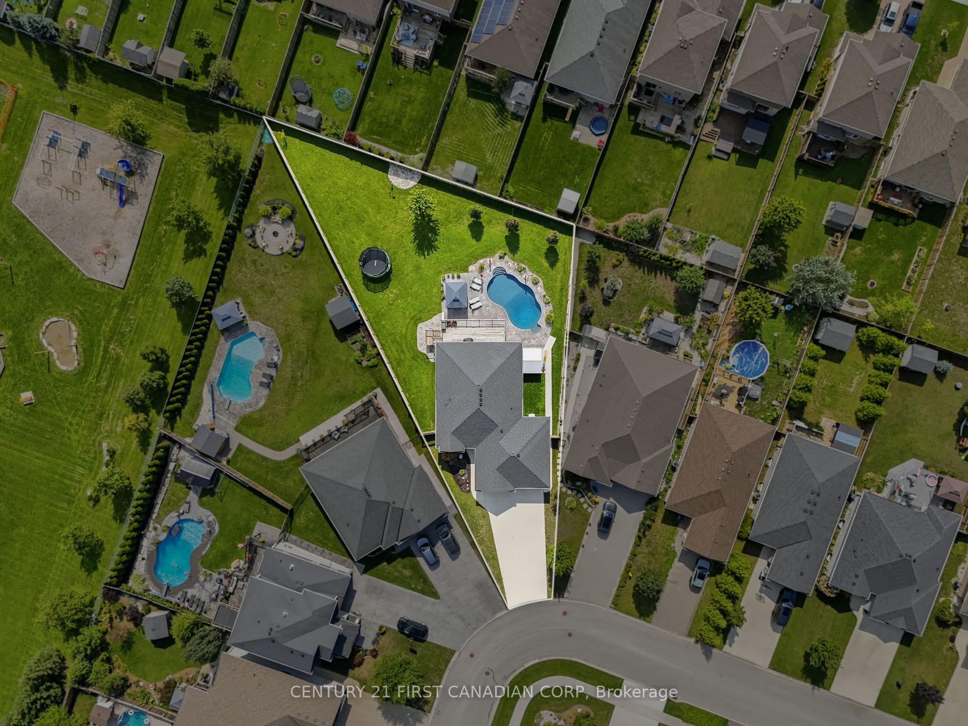 Photo 67 of 29 Nicoles Trail, Thames Centre, Thorndale — HOMEH