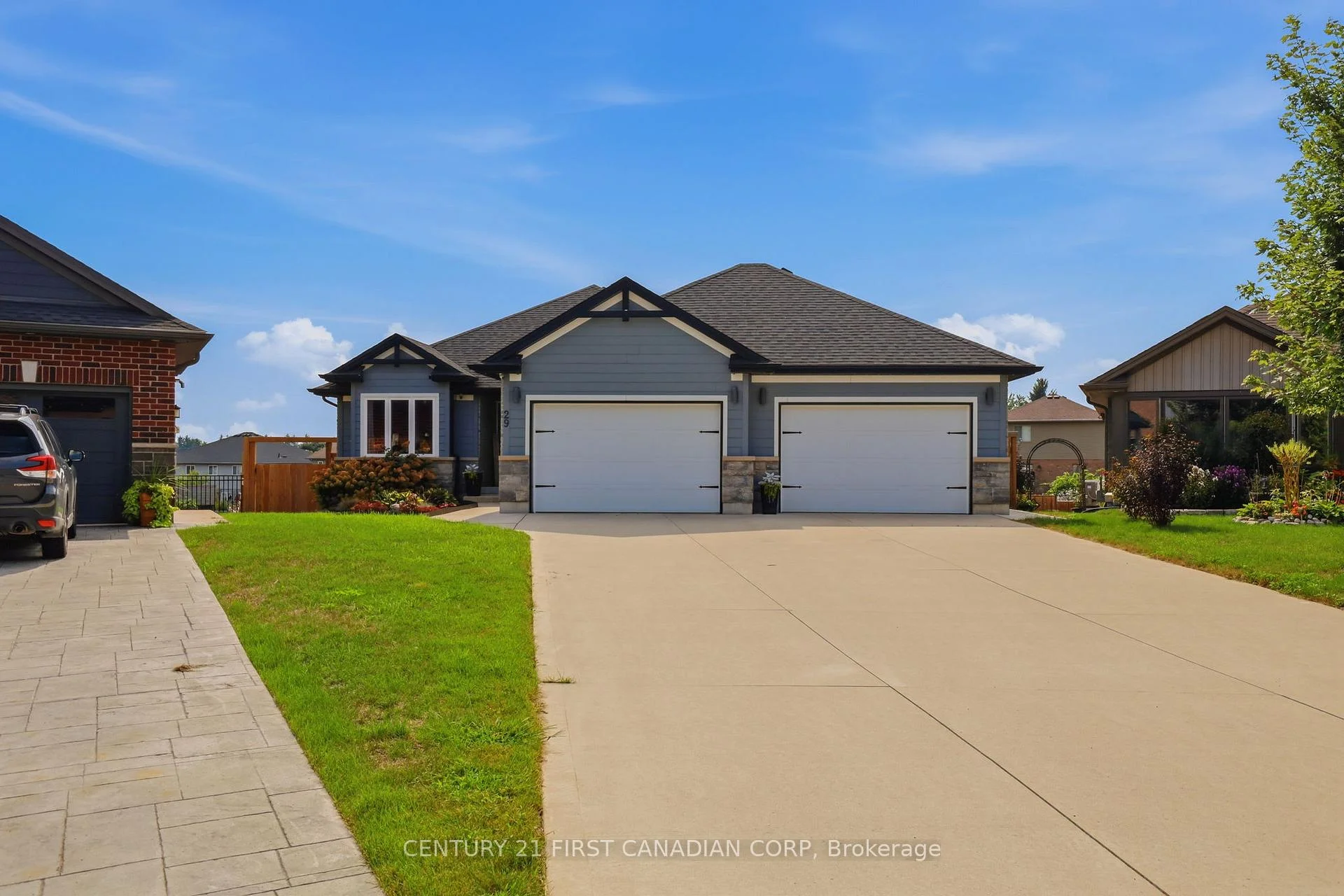 Photo 8 of 29 Nicoles Trail, Thames Centre, Thorndale — HOMEH