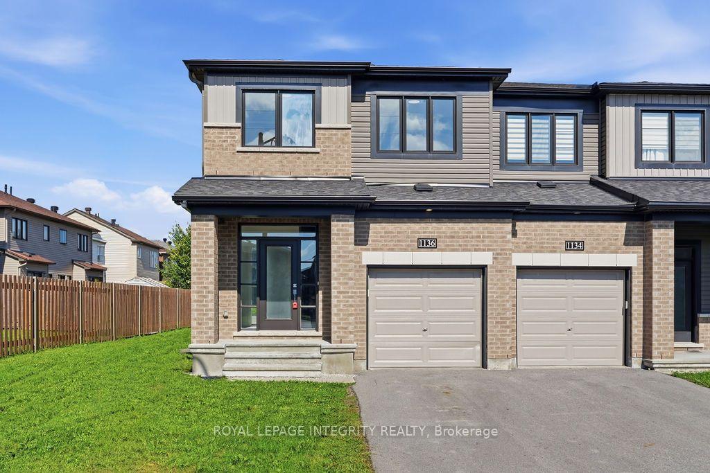 Photo 2 of 1136 Speedvale Court, Ottawa, Kanata - Kanata Lakes/Heritage Hills — HOMEH