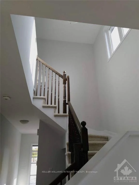 Photo 20 of 1136 Speedvale Court, Ottawa, Kanata - Kanata Lakes/Heritage Hills — HOMEH