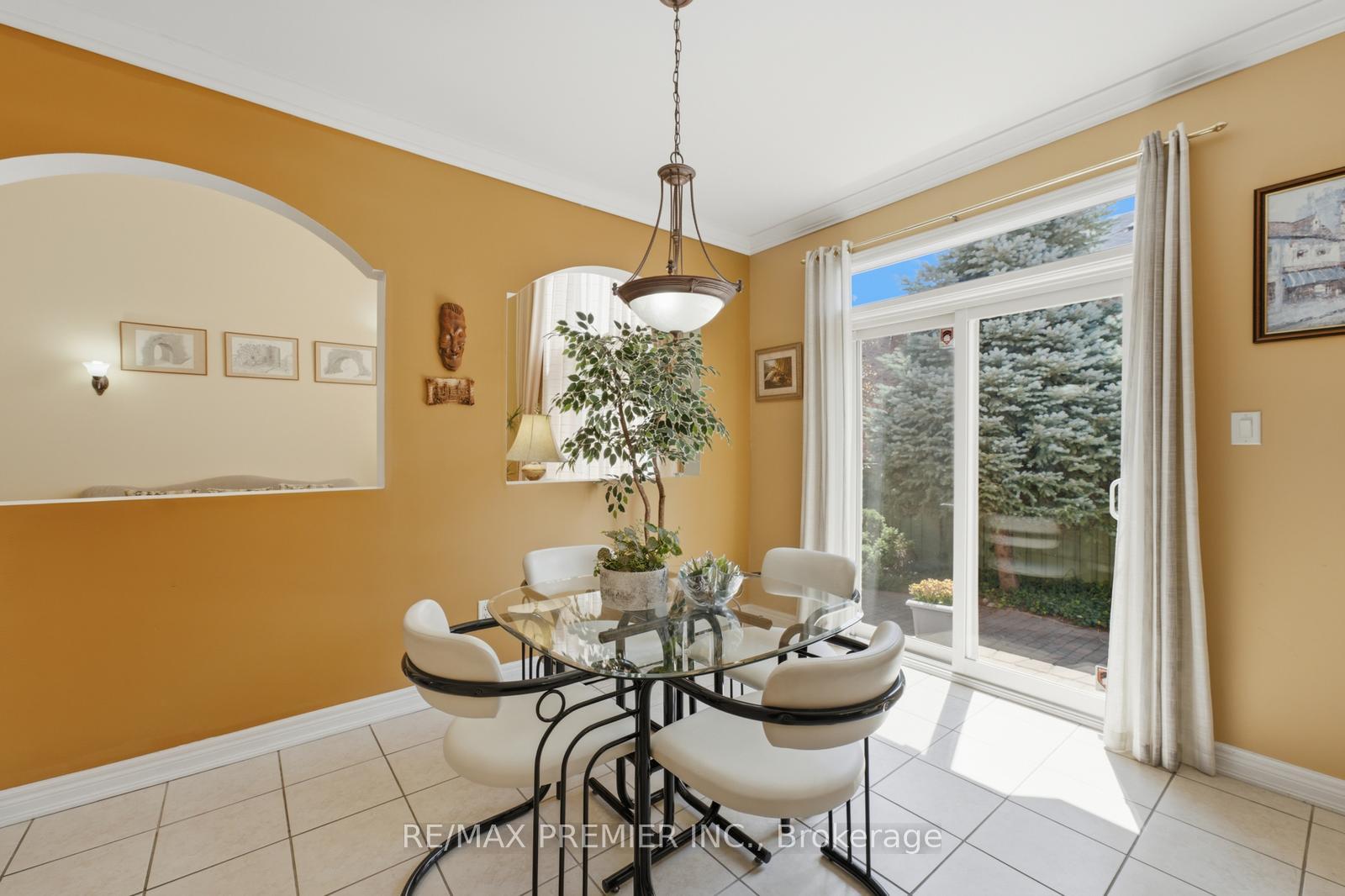 Photo 18 of 63 Summeridge Drive, Vaughan, Patterson — HOMEH