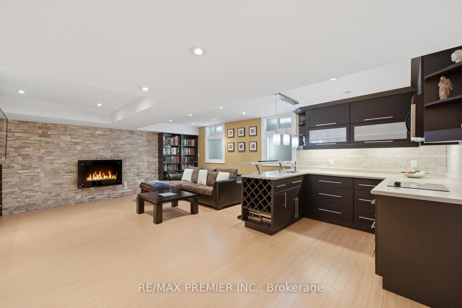 Photo 39 of 63 Summeridge Drive, Vaughan, Patterson — HOMEH