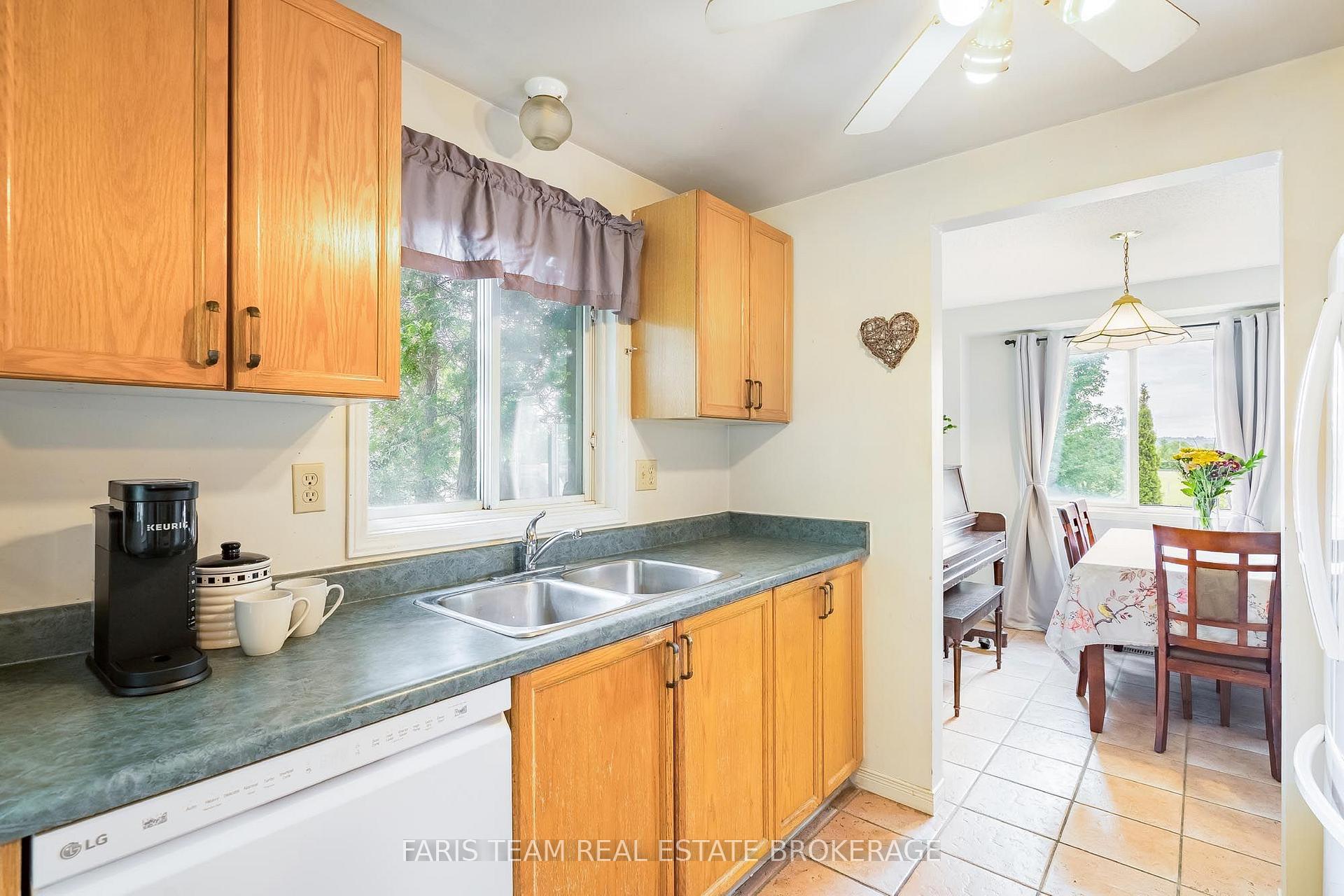Photo 7 of 361 Galloway Boulevard, Midland — HOMEH