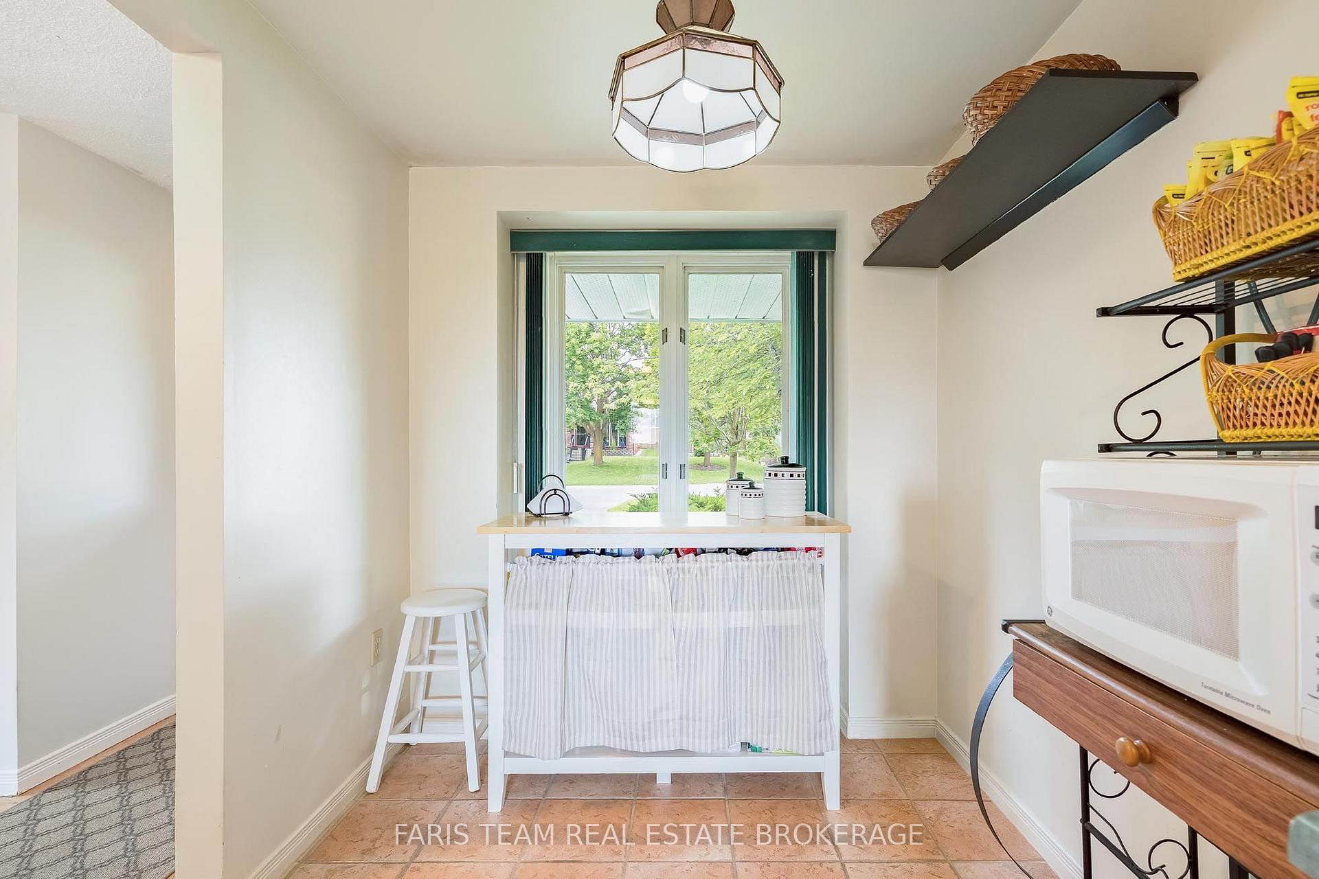 Photo 9 of 361 Galloway Boulevard, Midland — HOMEH