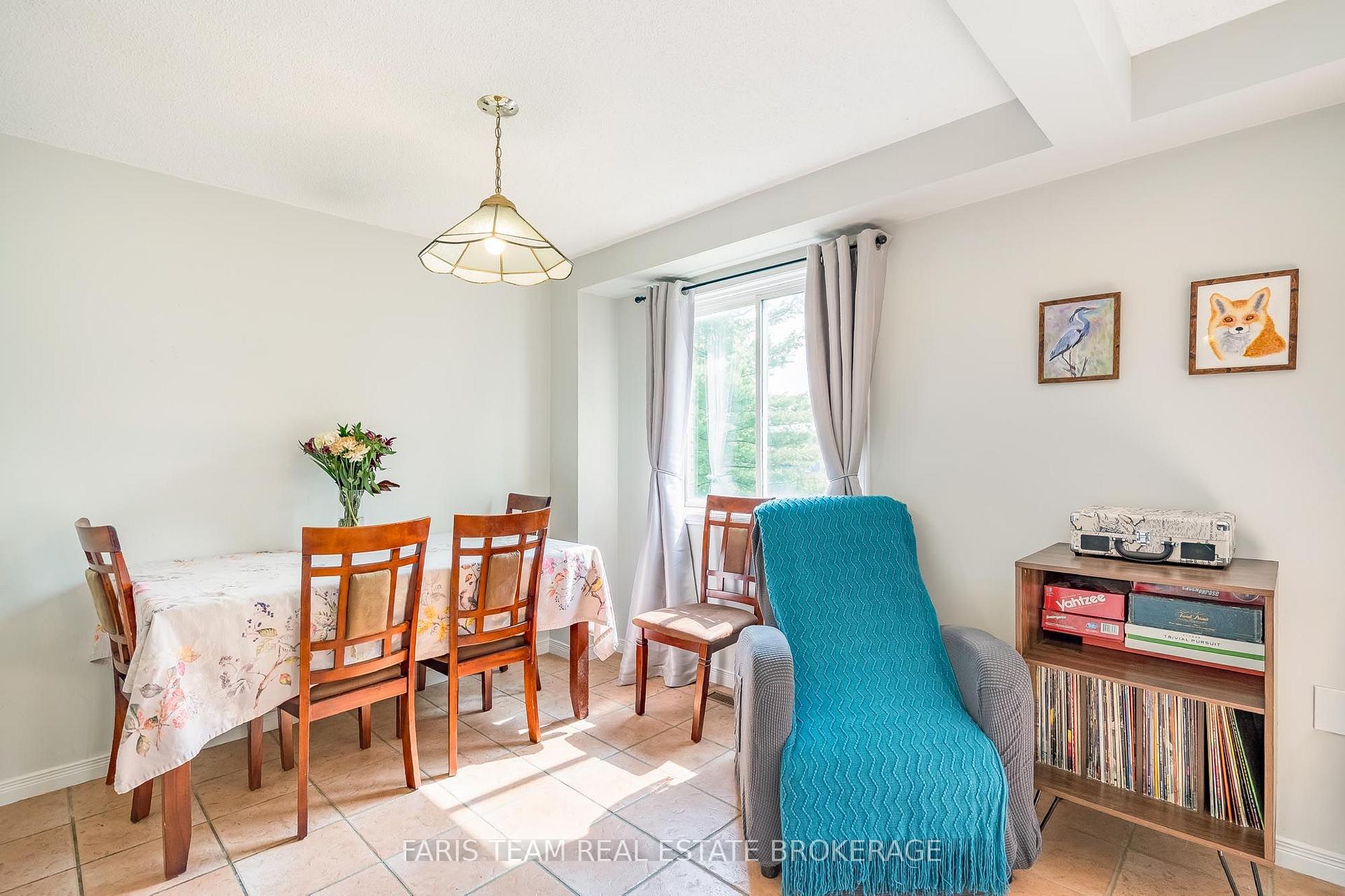 Photo 10 of 361 Galloway Boulevard, Midland — HOMEH