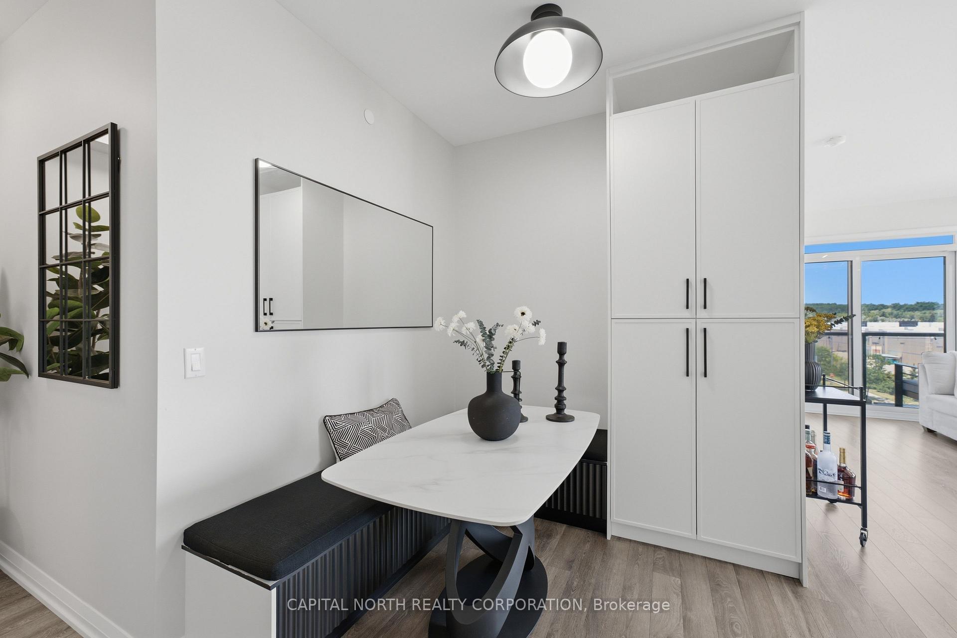 Photo 7 of Unit 405, 99 Eagle Rock Way, Vaughan, Rural Vaughan — HOMEH