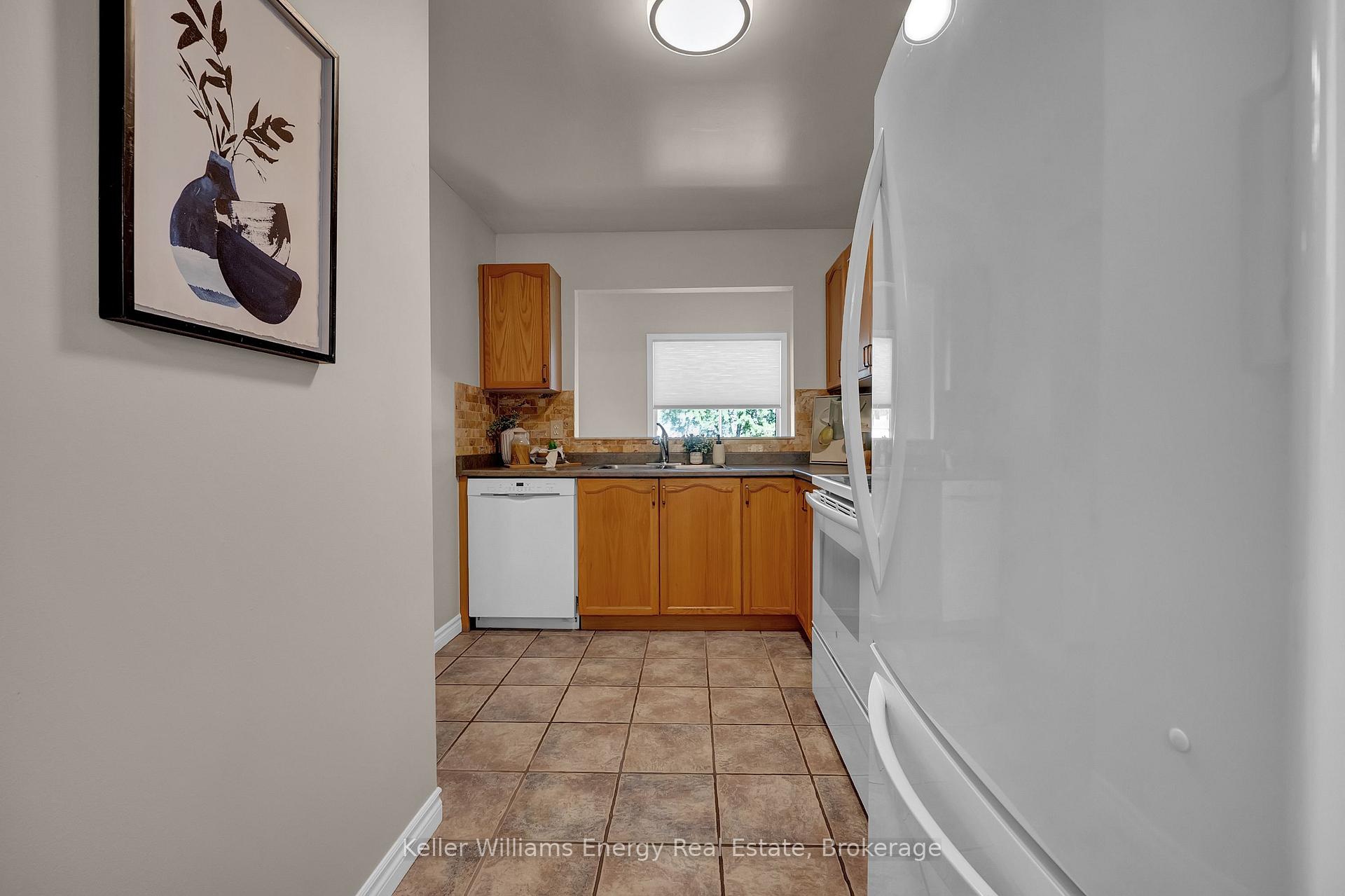 Photo 10 of 19 Ballantine Street, Cobourg — HOMEH