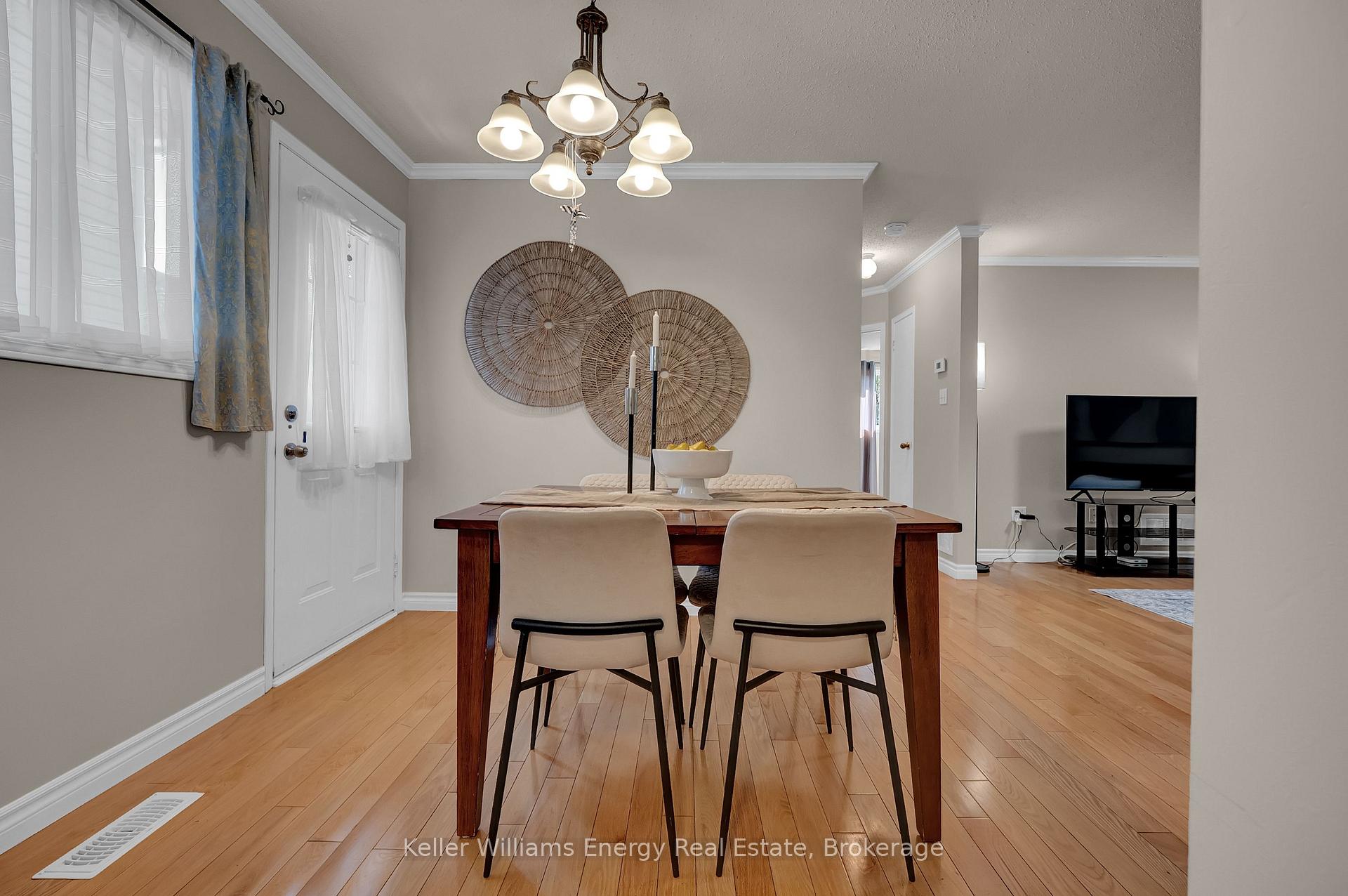 Photo 11 of 19 Ballantine Street, Cobourg — HOMEH