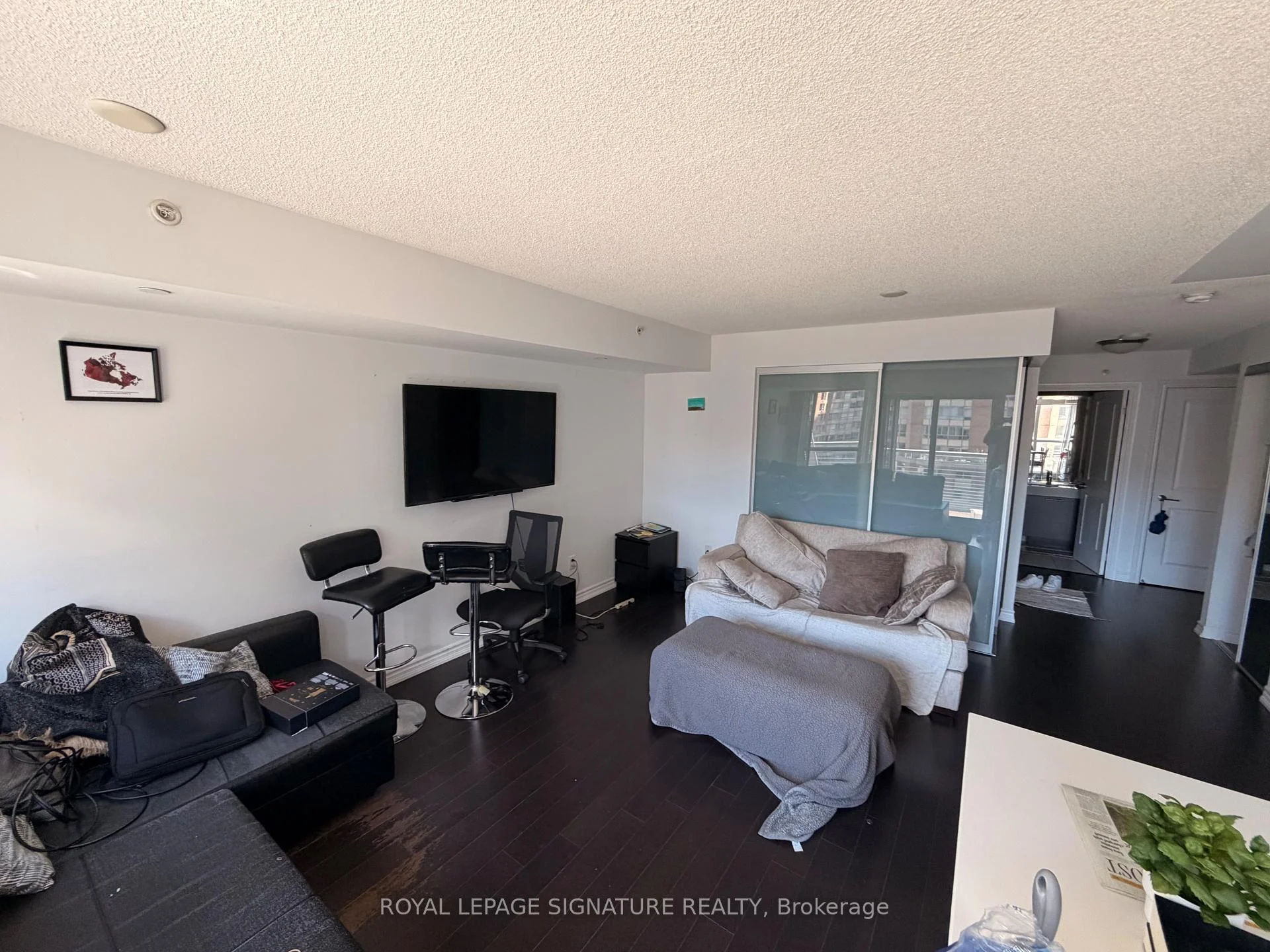 Photo 10 of Unit 1116, 386 Yonge Street, Toronto, Bay Street Corridor — HOMEH
