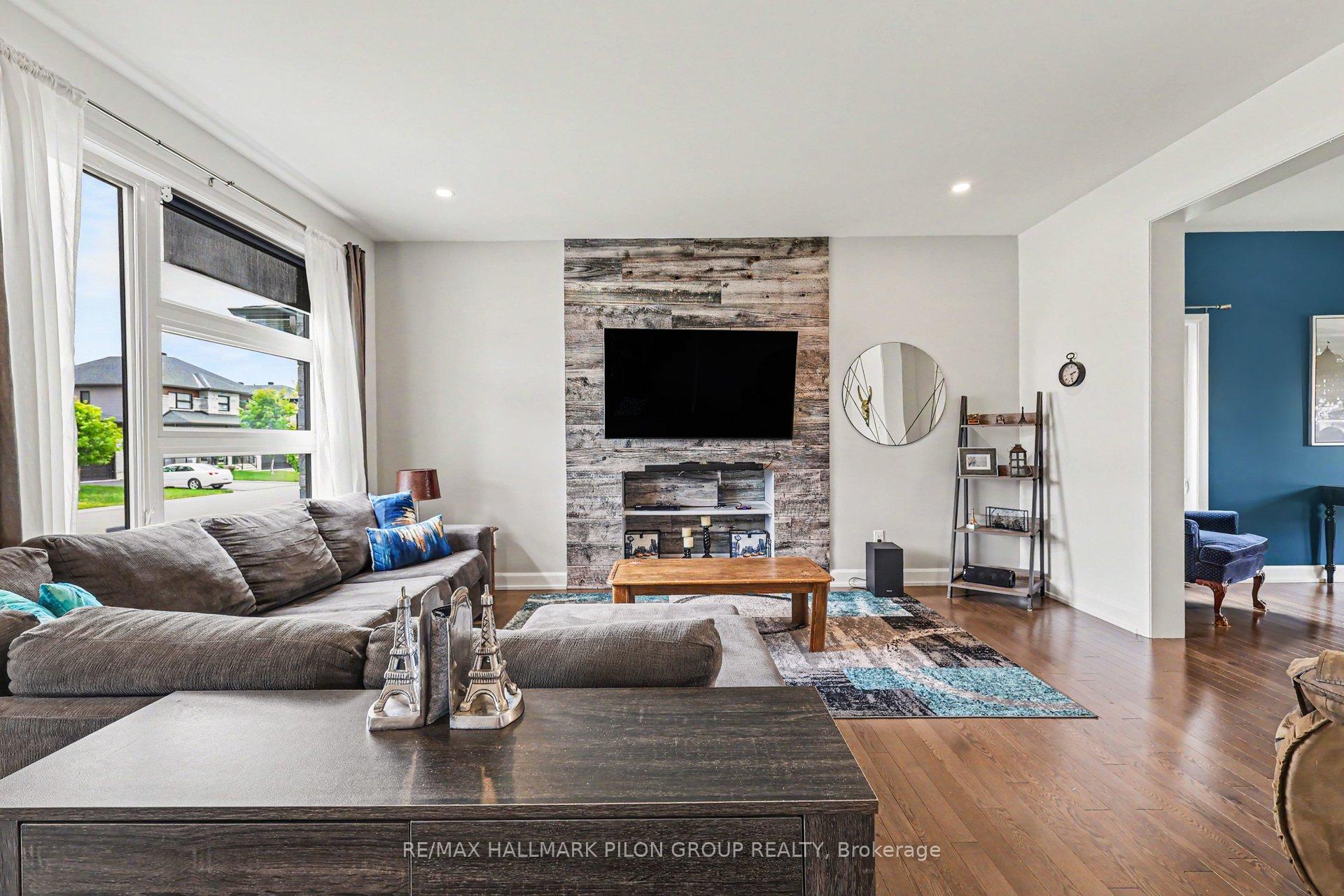Photo 9 of 47 Nancy Street, Russell, Embrun — HOMEH