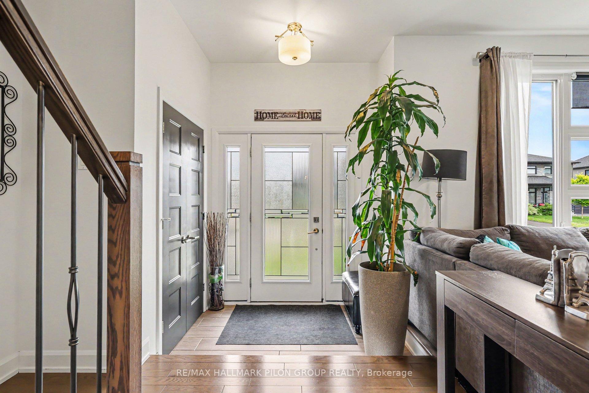 Photo 12 of 47 Nancy Street, Russell, Embrun — HOMEH