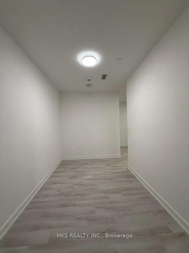 Photo 2 of Unit 512, 33 Helendale Avenue, Toronto, Yonge-Eglinton — HOMEH