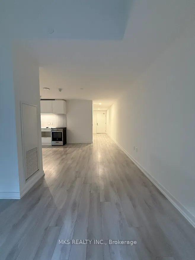 Photo 4 of Unit 512, 33 Helendale Avenue, Toronto, Yonge-Eglinton — HOMEH