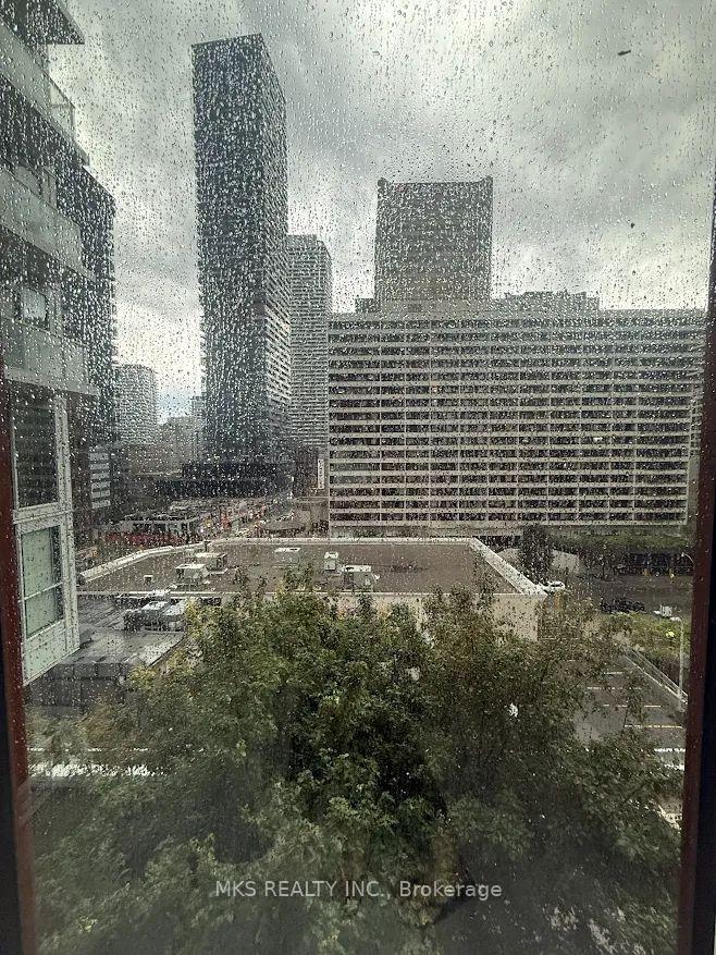 Photo 16 of Unit 512, 33 Helendale Avenue, Toronto, Yonge-Eglinton — HOMEH