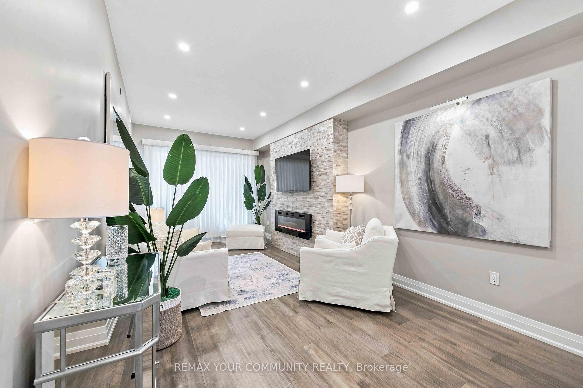 Photo 9 of Unit 238, 555 William Graham Drive, Aurora, Rural Aurora — HOMEH