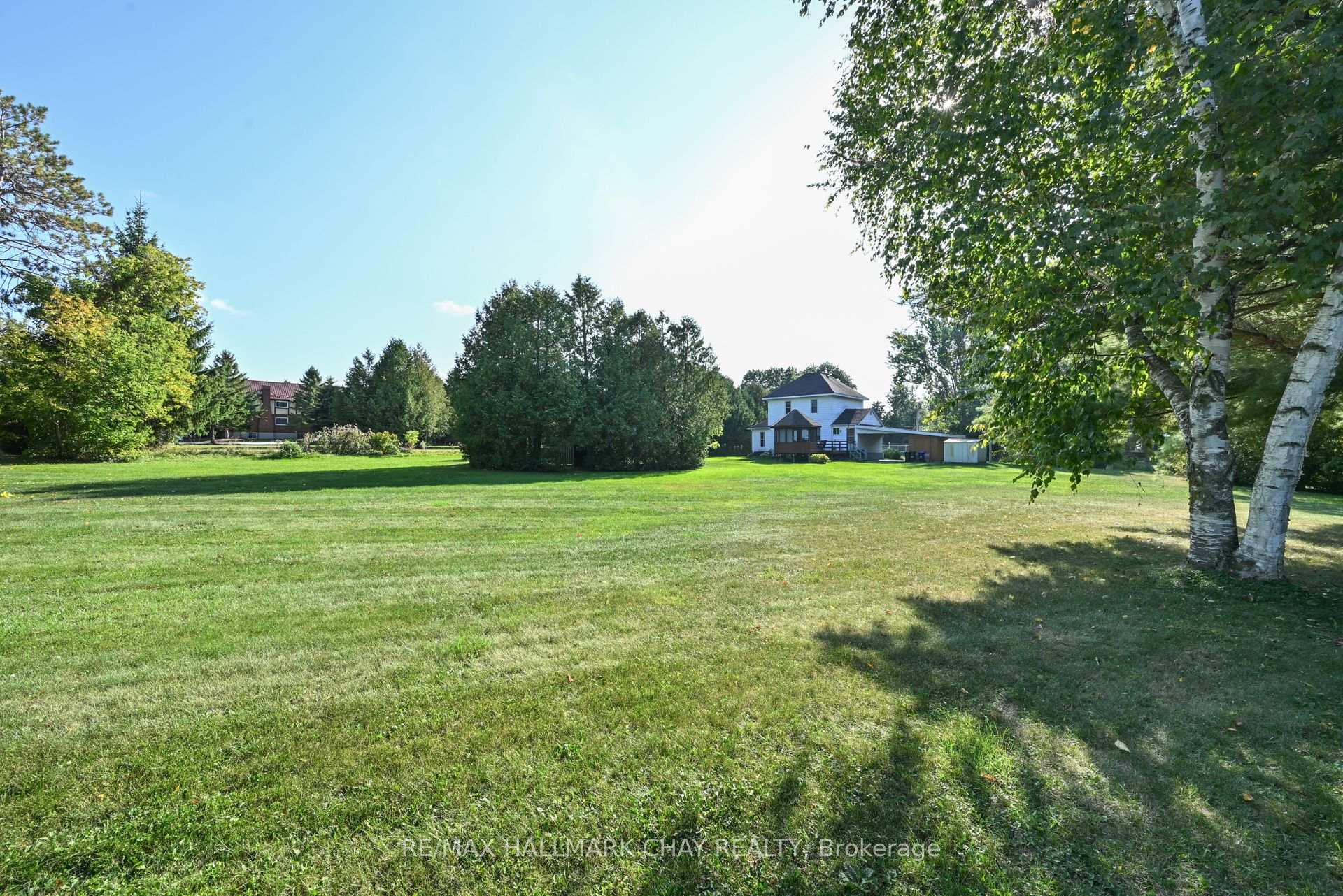 Photo 9 of 213 Dominion Drive, Clearview, Stayner — HOMEH