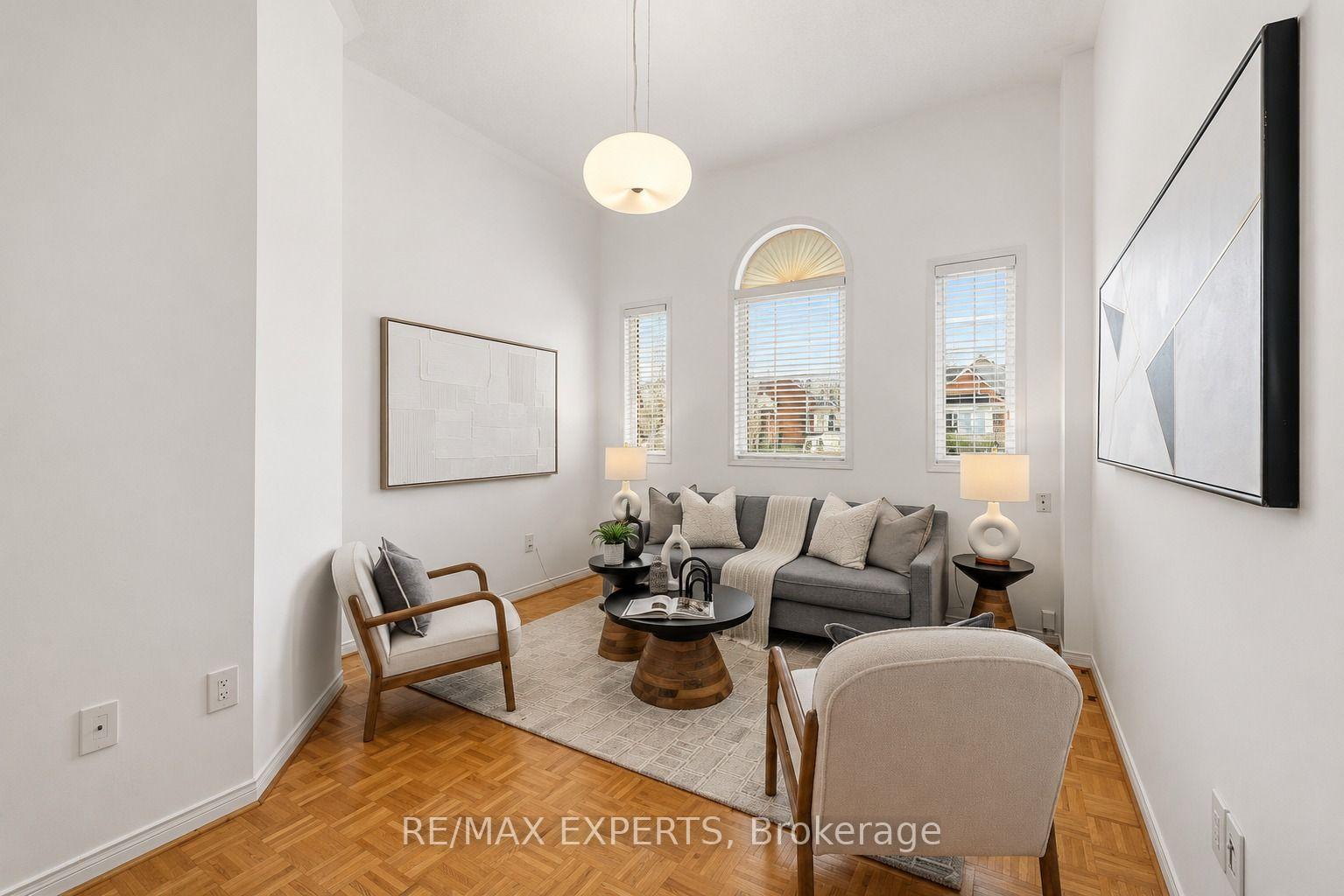 Photo 41 of 62 Colonial Crescent, Richmond Hill, Oak Ridges Lake Wilcox — HOMEH