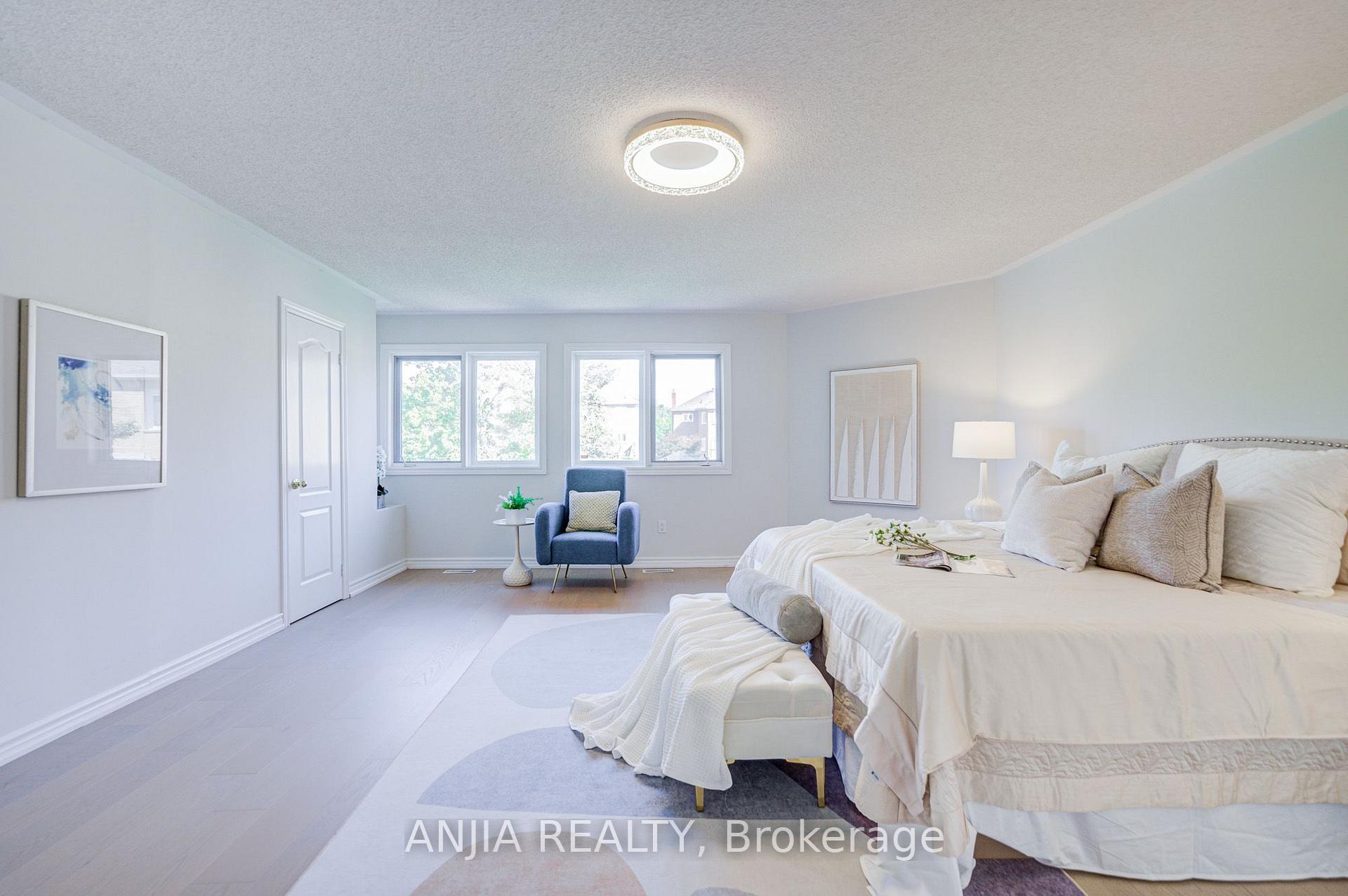Photo 25 of 32 Turnberry Crescent, Markham, Unionville — HOMEH