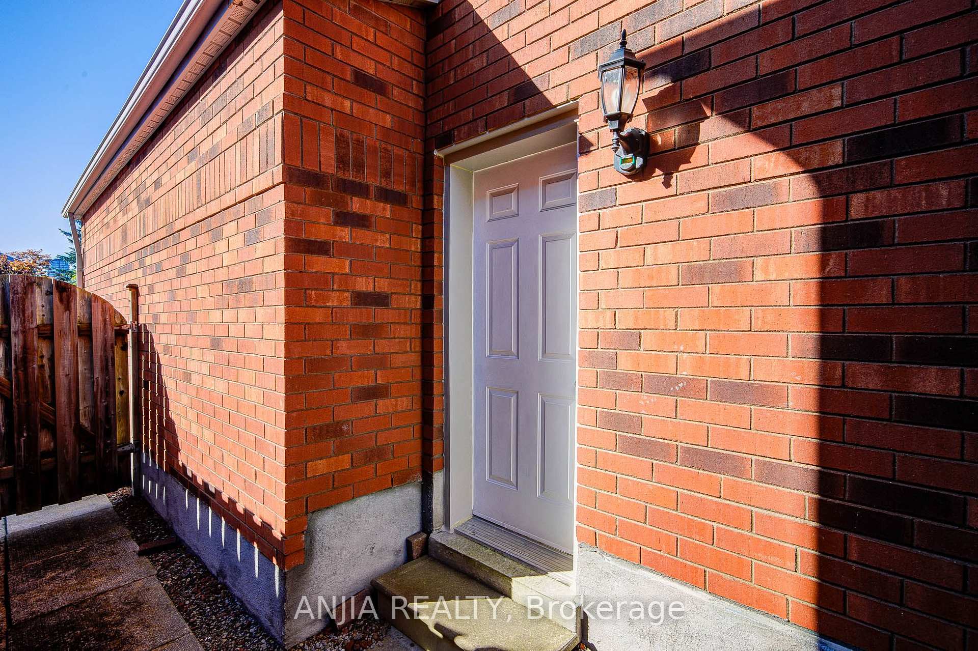 Photo 47 of 32 Turnberry Crescent, Markham, Unionville — HOMEH