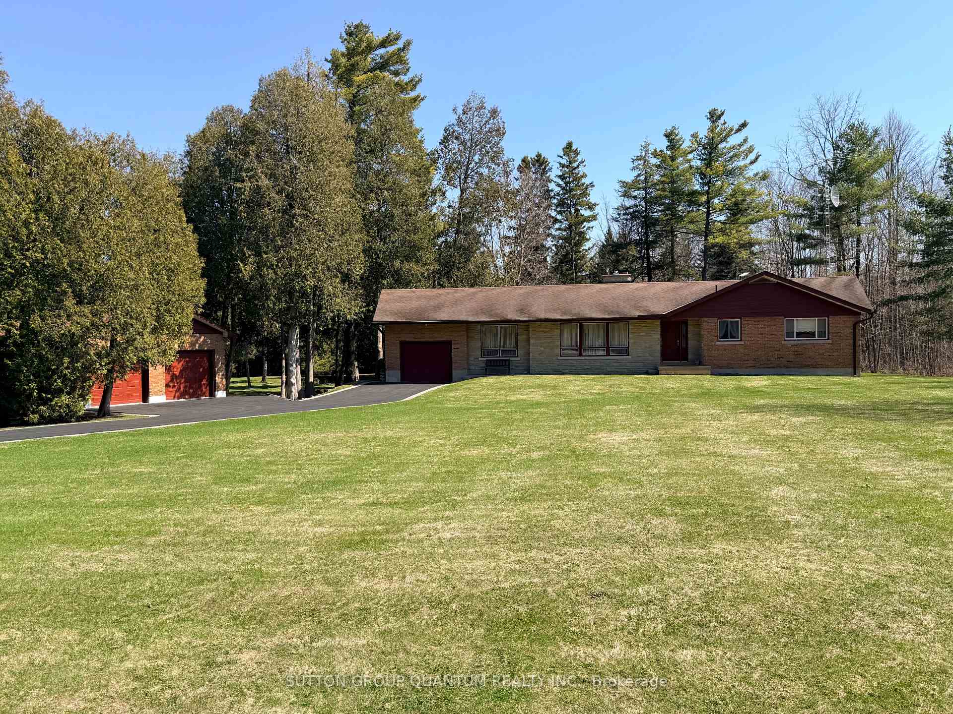 Photo 2 of 506 11th Concession Road E, Hamilton, Rural Flamborough — HOMEH