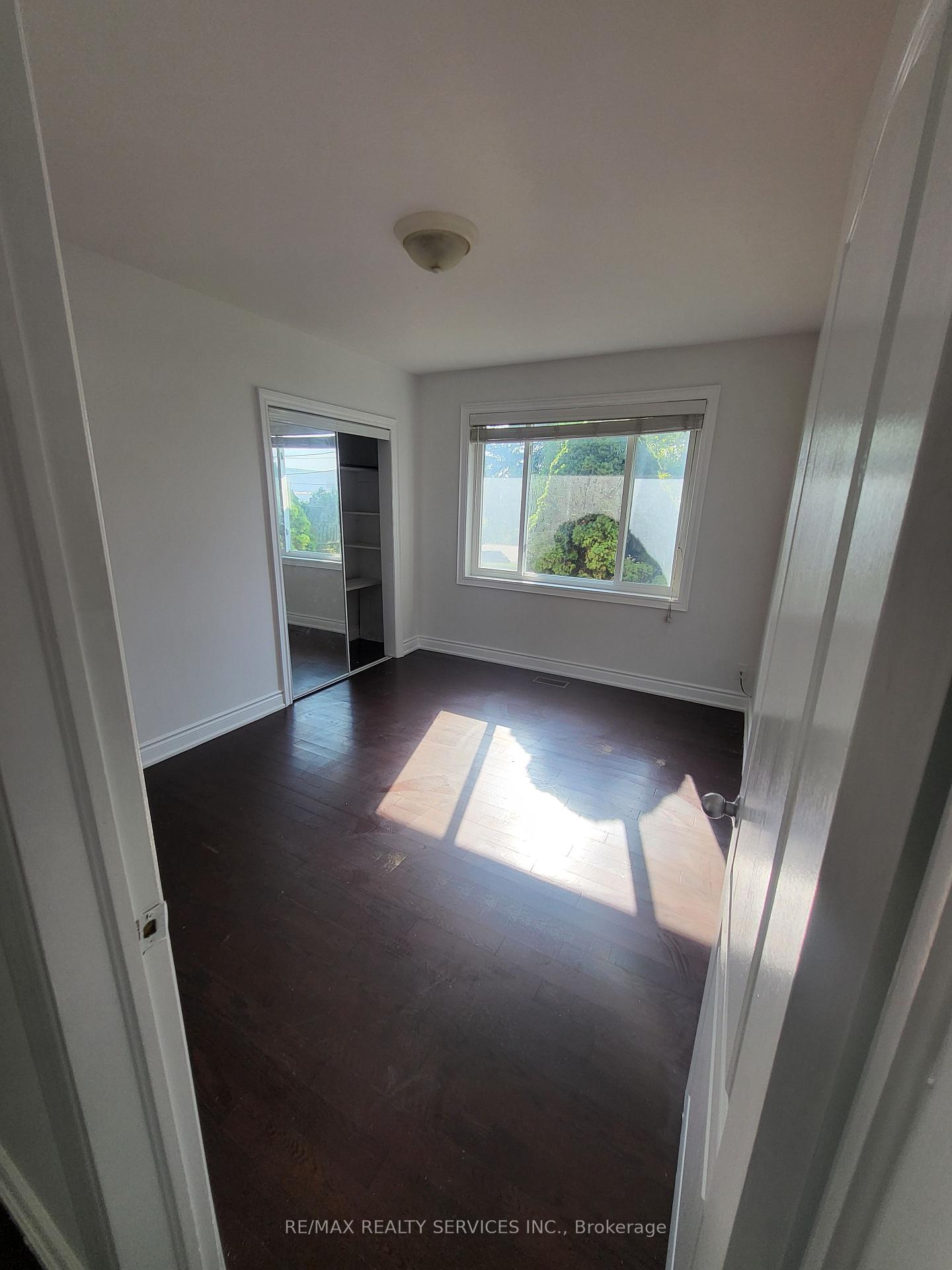 Photo 13 of 7257 5 Road, Halton Hills, Rural Esquesing — HOMEH