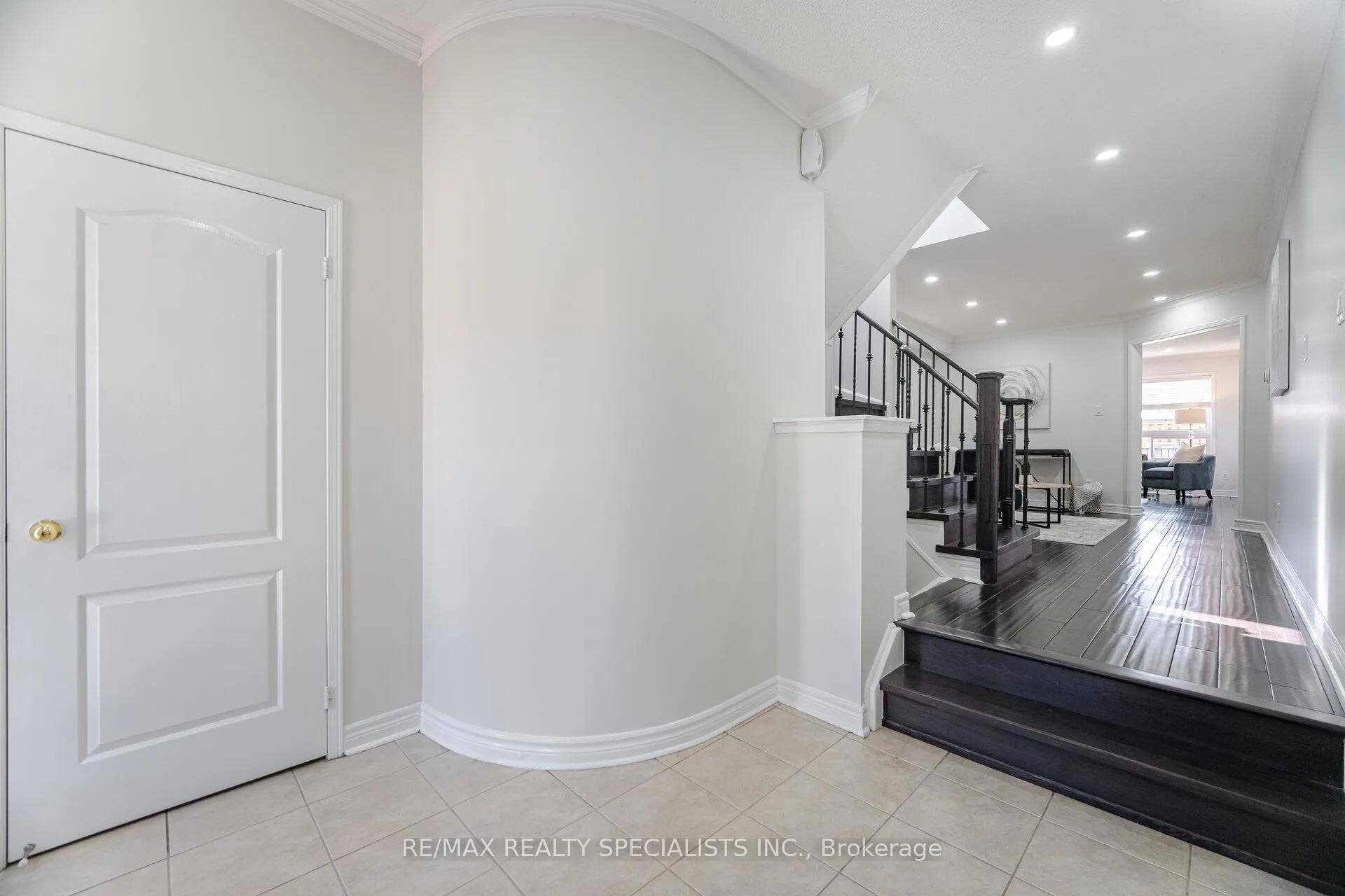Photo 7 of 168 Sugarhill Drive, Brampton, Fletcher's Meadow — HOMEH
