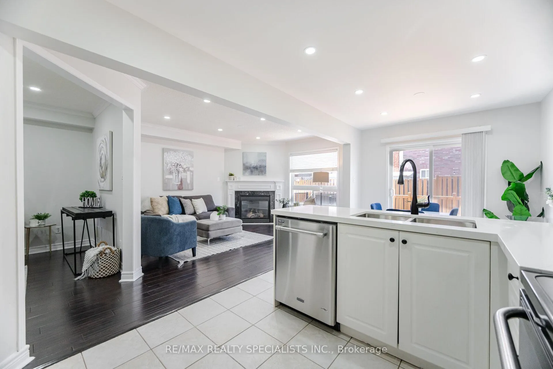 Photo 15 of 168 Sugarhill Drive, Brampton, Fletcher's Meadow — HOMEH