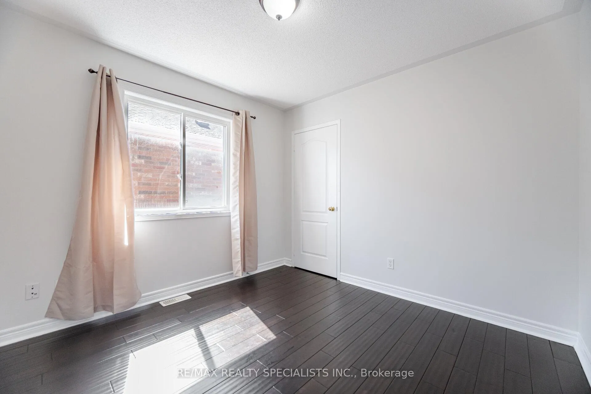 Photo 35 of 168 Sugarhill Drive, Brampton, Fletcher's Meadow — HOMEH