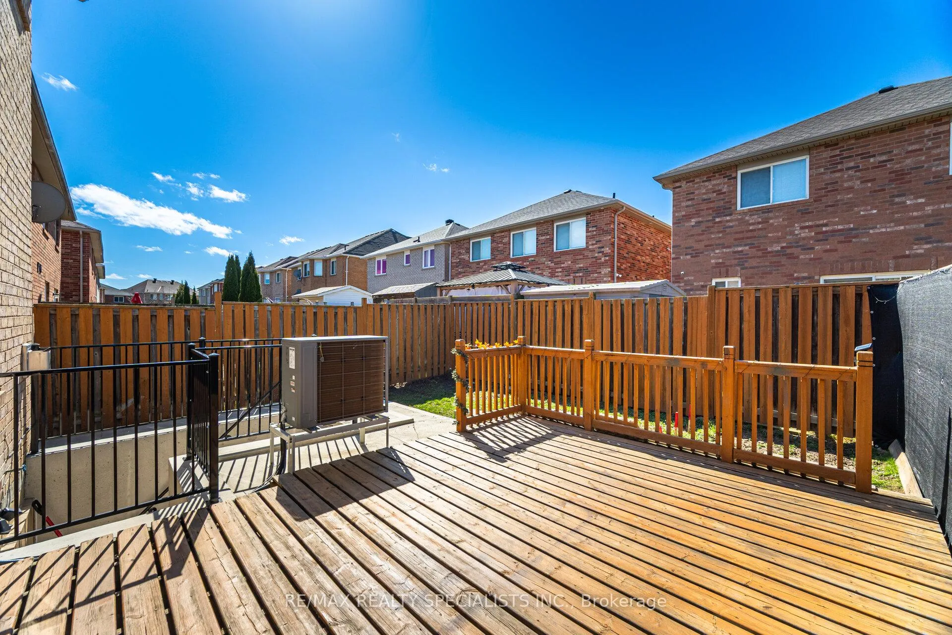Photo 43 of 168 Sugarhill Drive, Brampton, Fletcher's Meadow — HOMEH