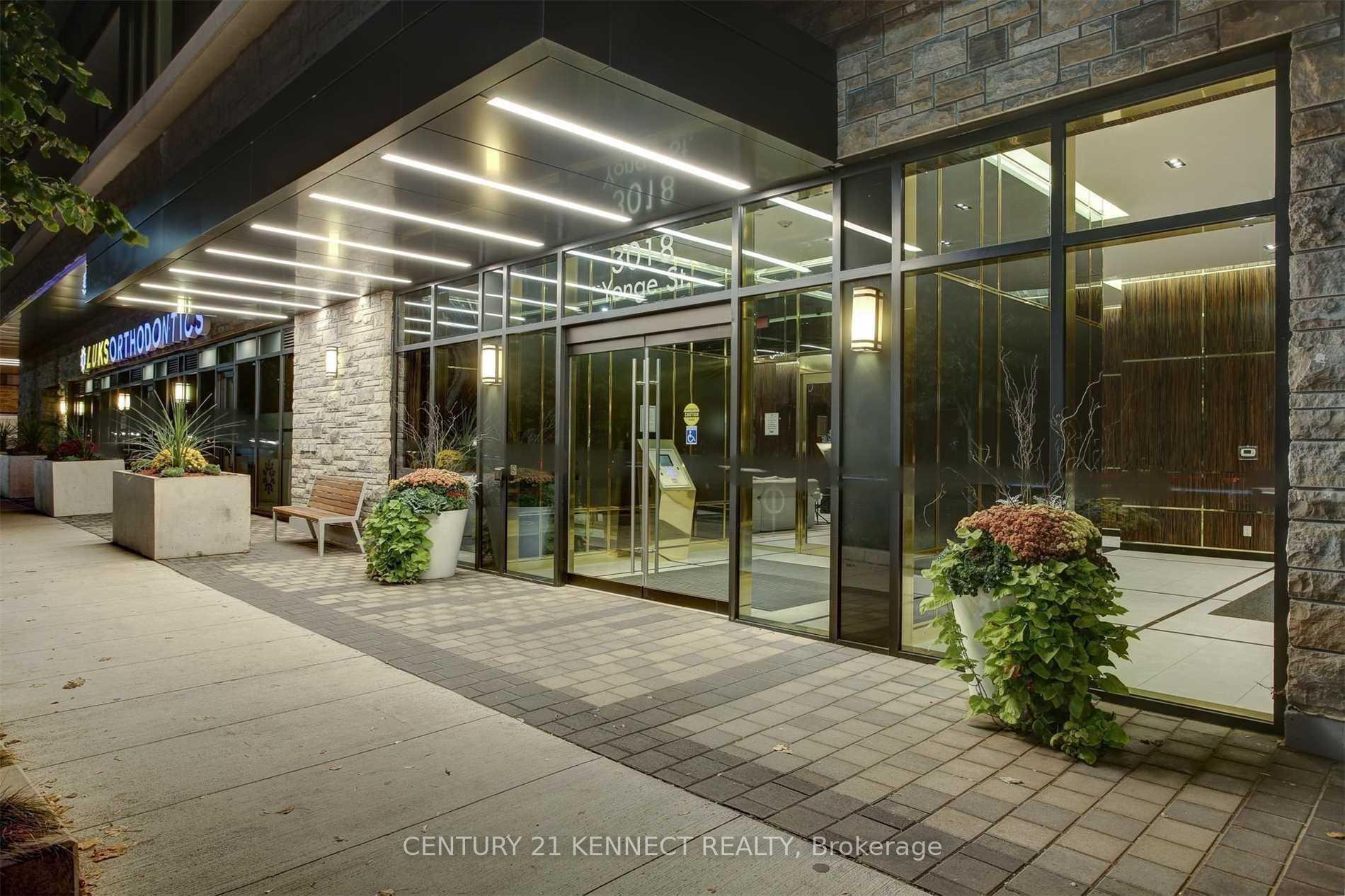 Photo 4 of Unit 711, 3018 Yonge Street, Toronto, Lawrence Park South — HOMEH