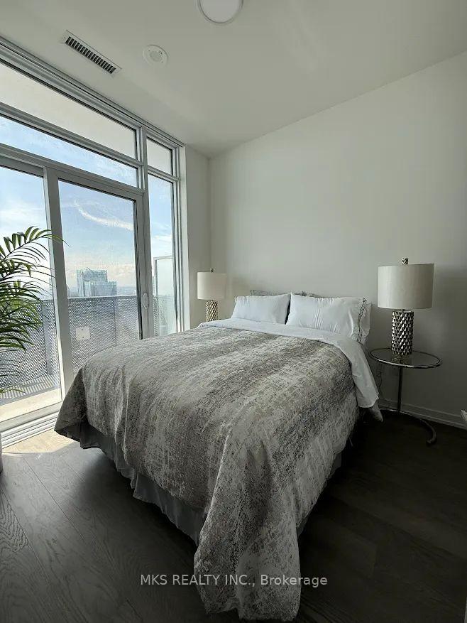 Photo 6 of Unit PH112, 55 Cooper Street, Toronto, Waterfront Communities — HOMEH