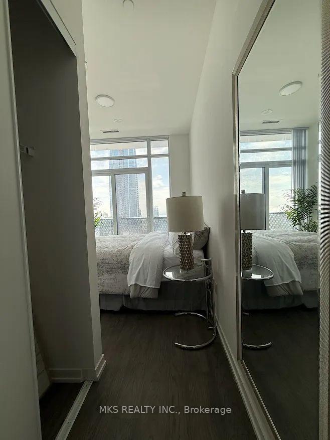 Photo 7 of Unit PH112, 55 Cooper Street, Toronto, Waterfront Communities — HOMEH