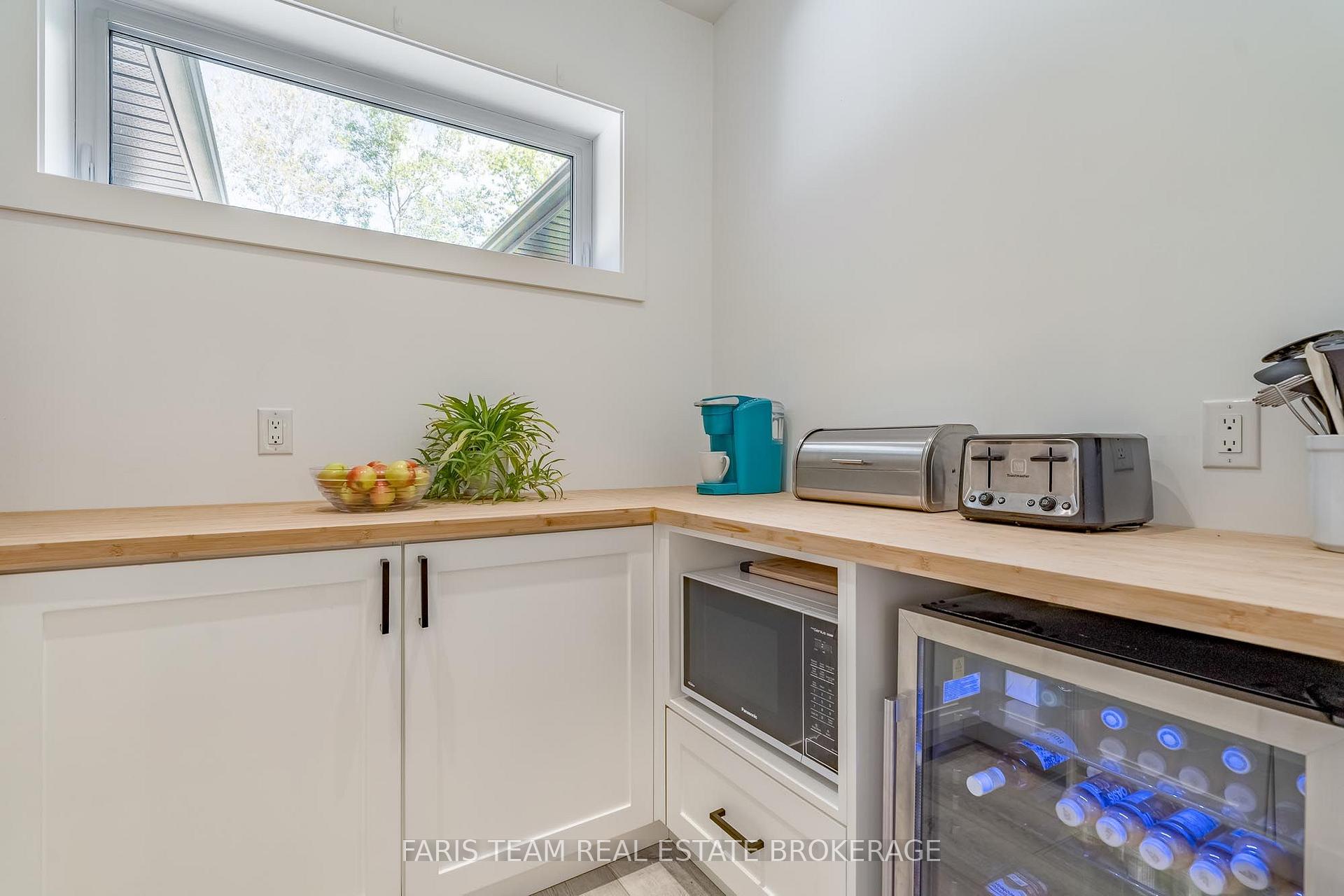 Photo 9 of 50 Beaufort Crescent, Tiny, Rural Tiny — HOMEH