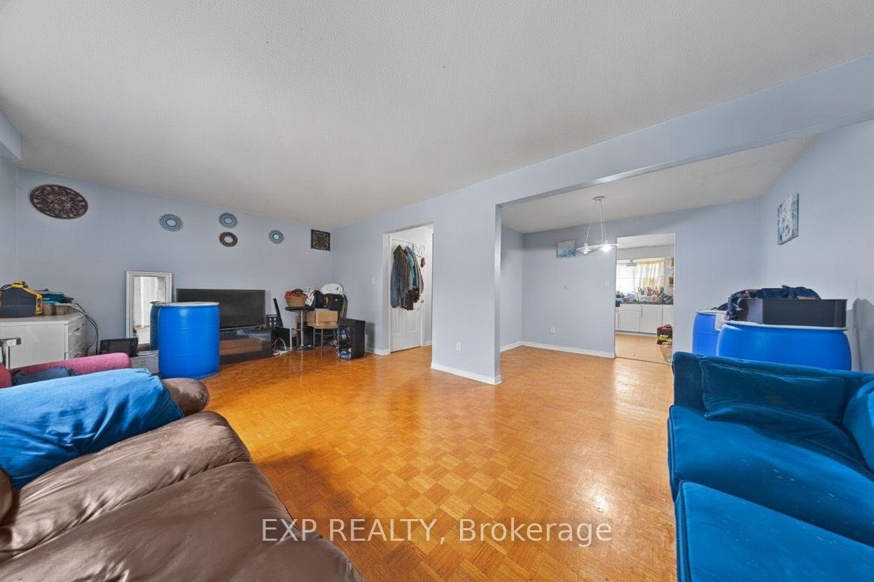 Photo 5 of Unit 9, 2960 Penny Drive, Ottawa, Britannia Heights — HOMEH