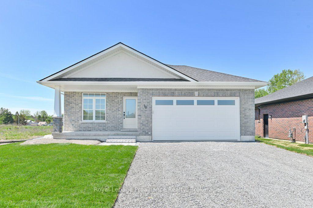 Photo 2 of 10 Dunmor Street, Stirling-Rawdon, Stirling Ward — HOMEH