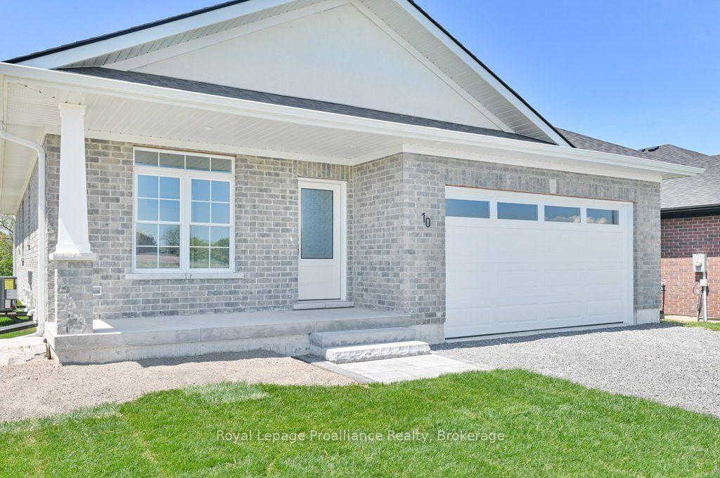 Photo 3 of 10 Dunmor Street, Stirling-Rawdon, Stirling Ward — HOMEH