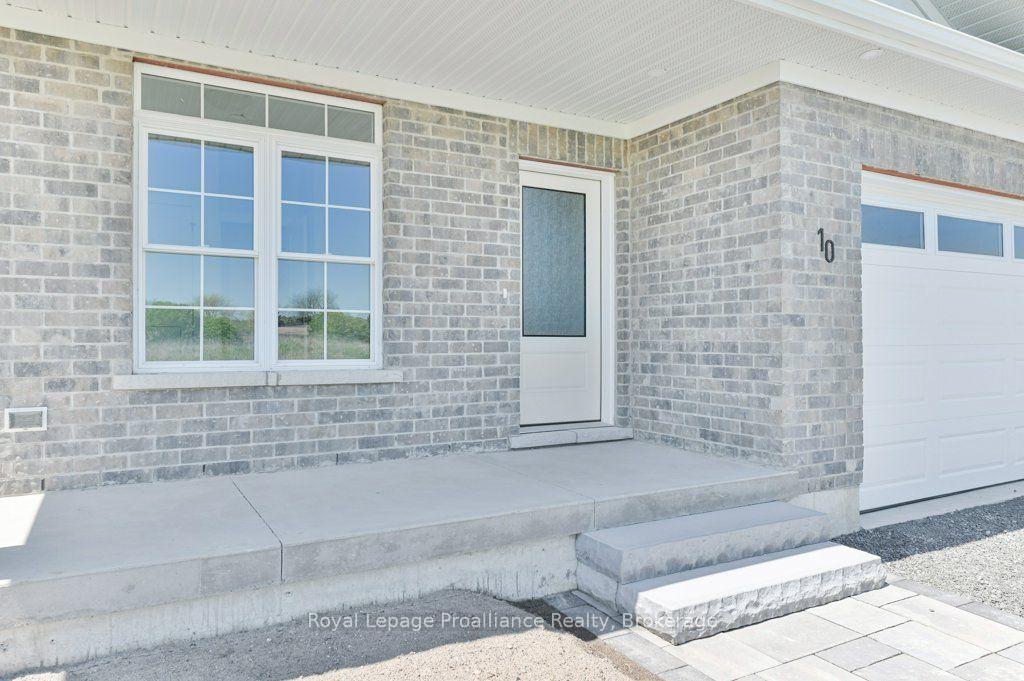Photo 4 of 10 Dunmor Street, Stirling-Rawdon, Stirling Ward — HOMEH