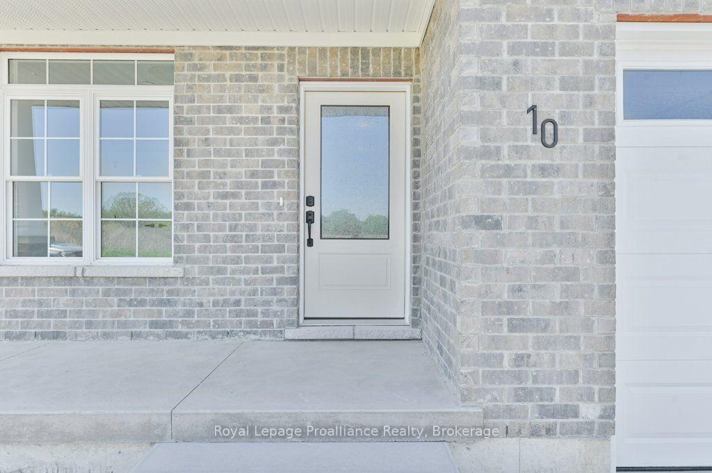 Photo 5 of 10 Dunmor Street, Stirling-Rawdon, Stirling Ward — HOMEH