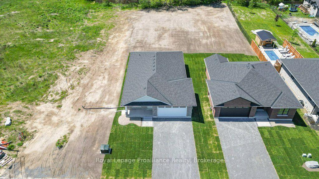 Photo 36 of 10 Dunmor Street, Stirling-Rawdon, Stirling Ward — HOMEH
