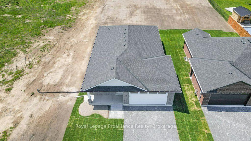 Photo 38 of 10 Dunmor Street, Stirling-Rawdon, Stirling Ward — HOMEH